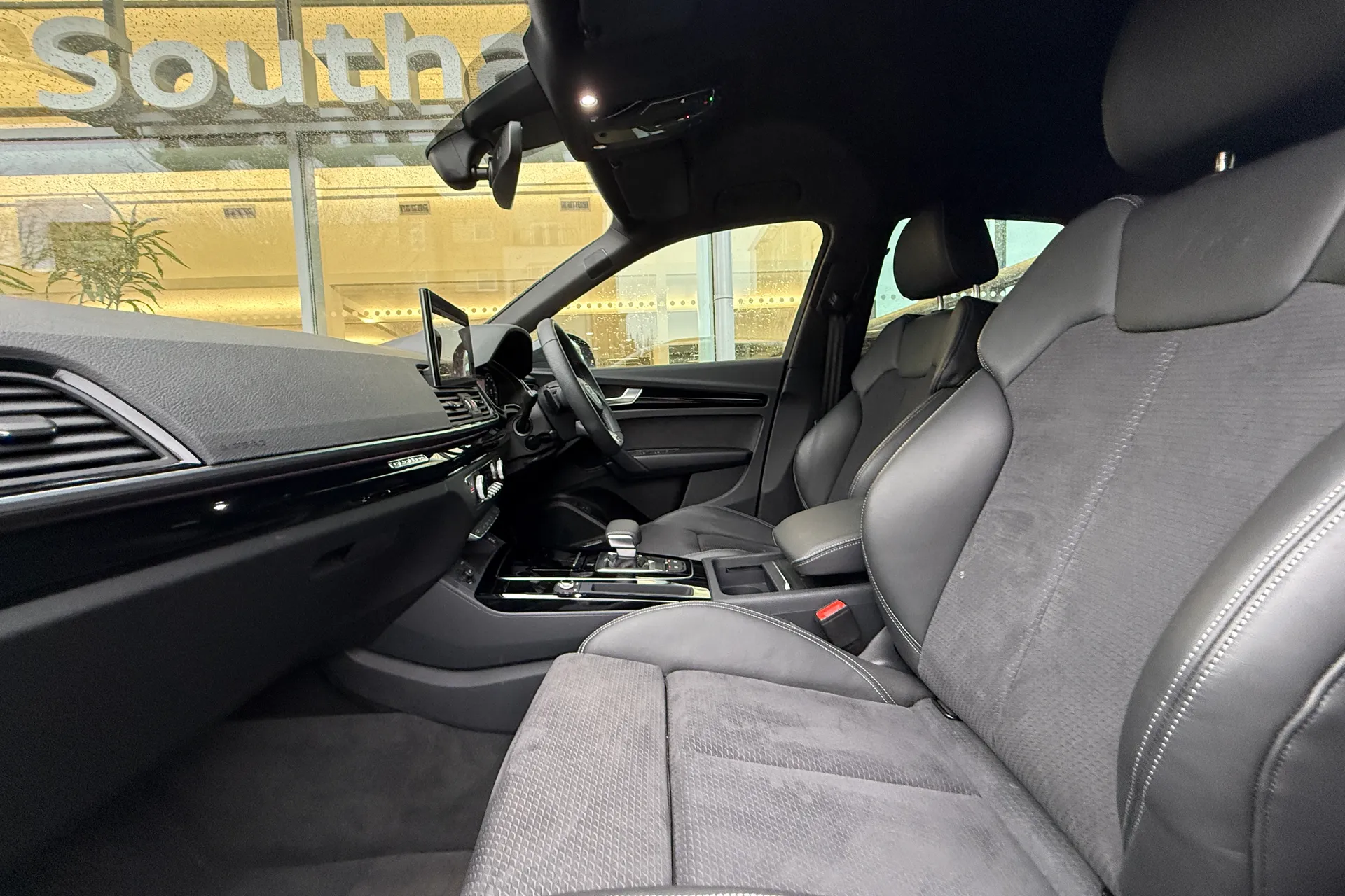 Audi Q5 thumbnail image number 61