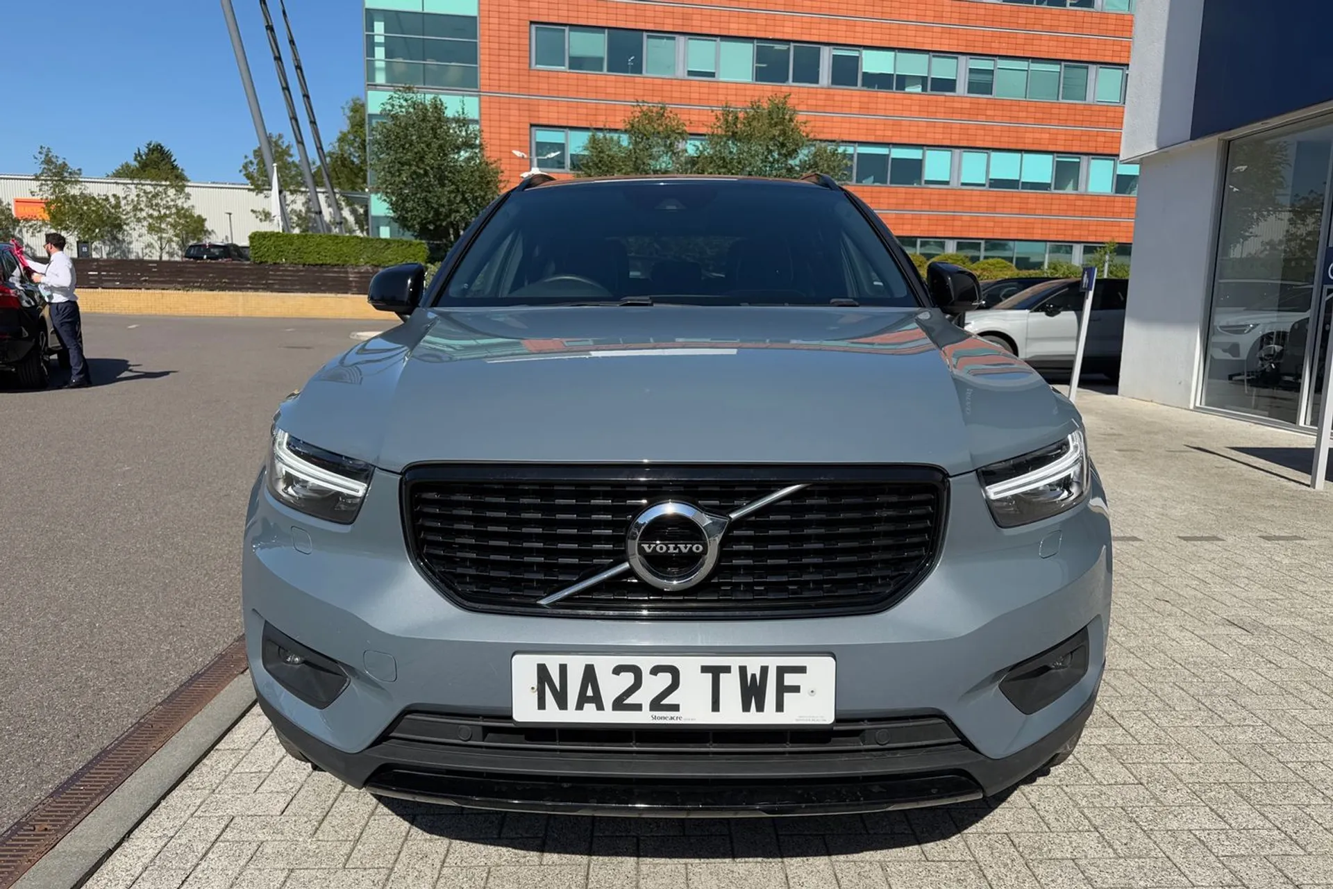 Volvo XC40 thumbnail image number 11