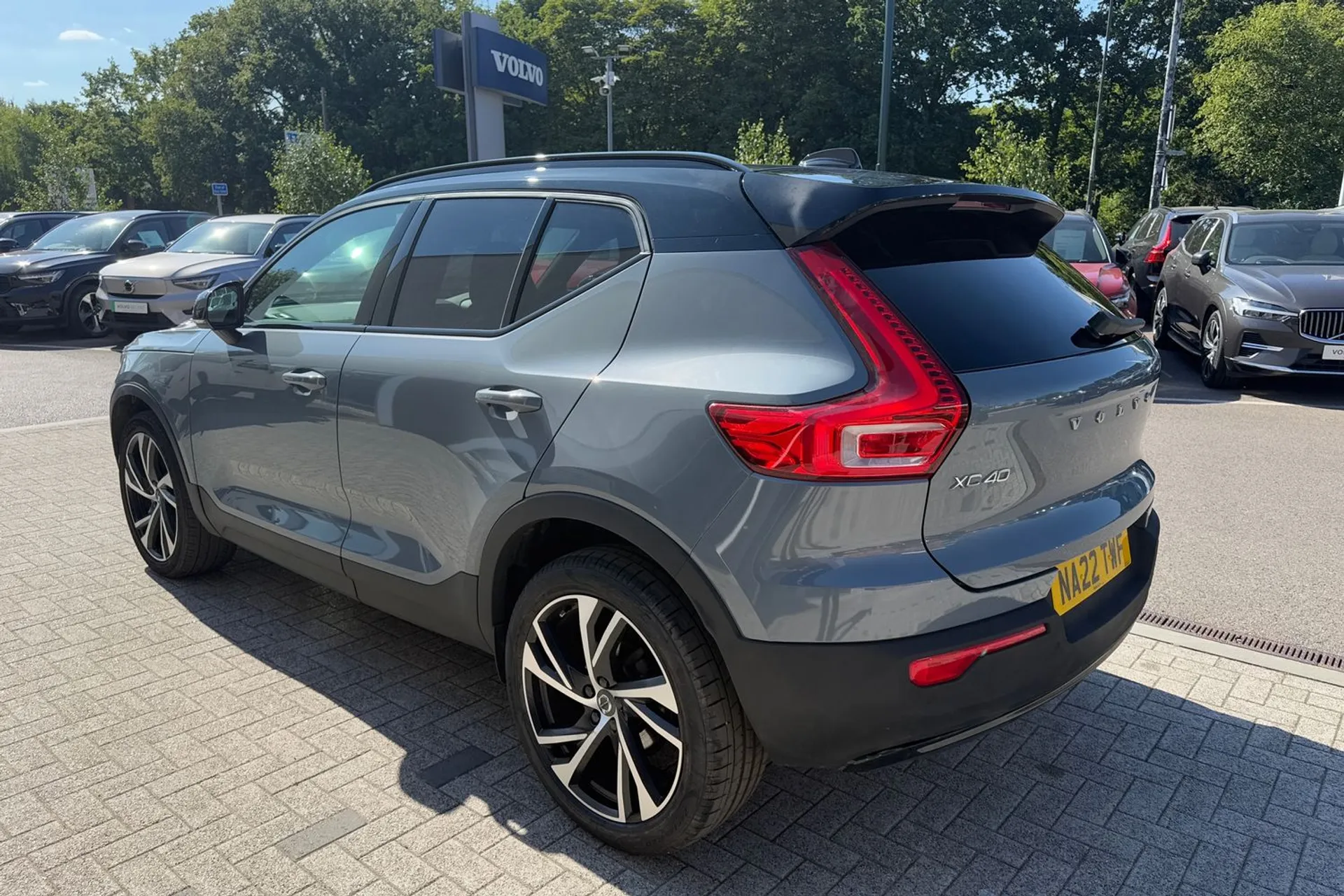 Volvo XC40 thumbnail image number 8