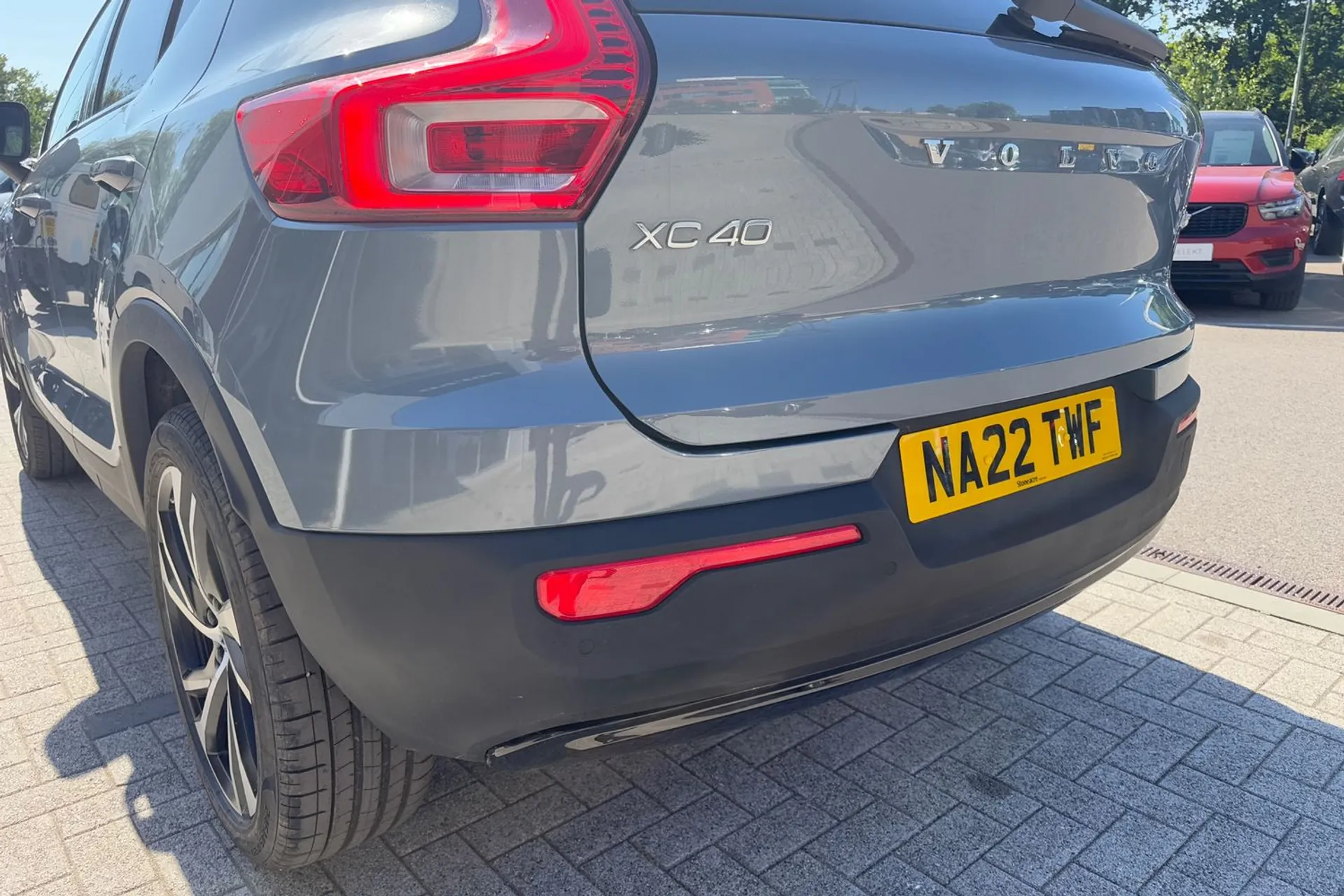 Volvo XC40 thumbnail image number 16