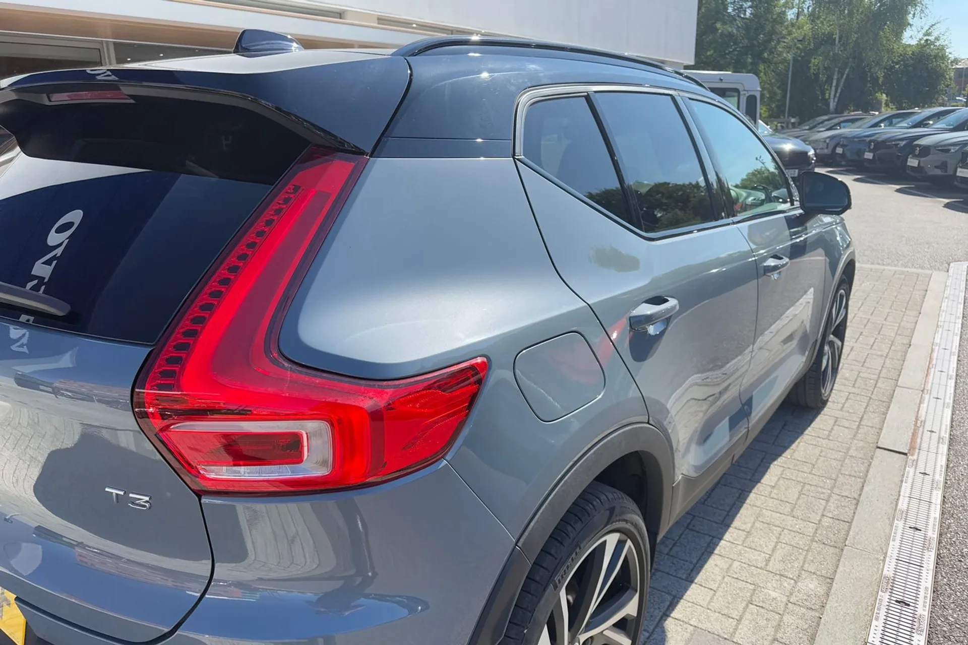 Volvo XC40 thumbnail image number 13