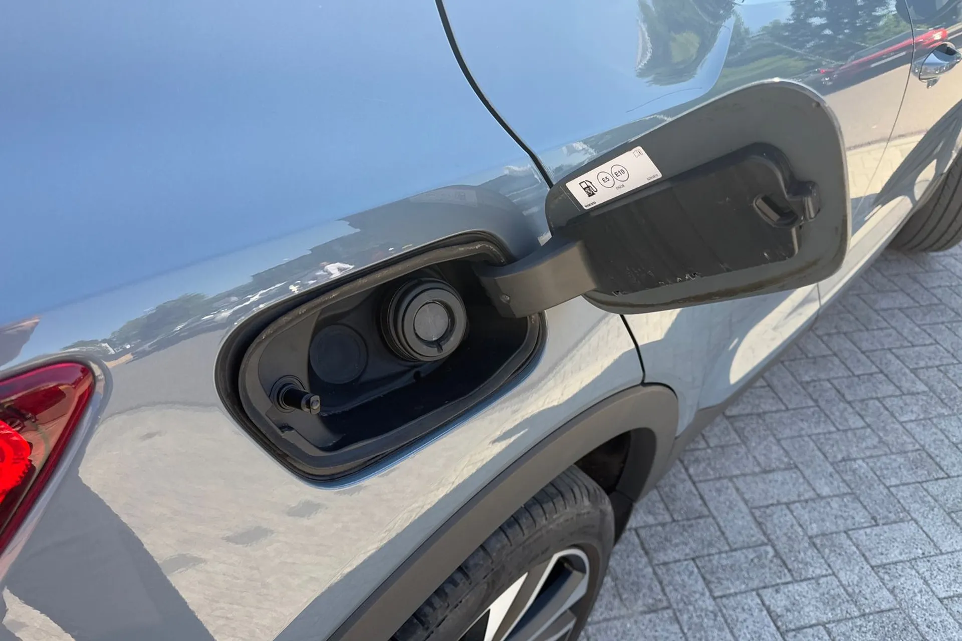 Volvo XC40 thumbnail image number 17