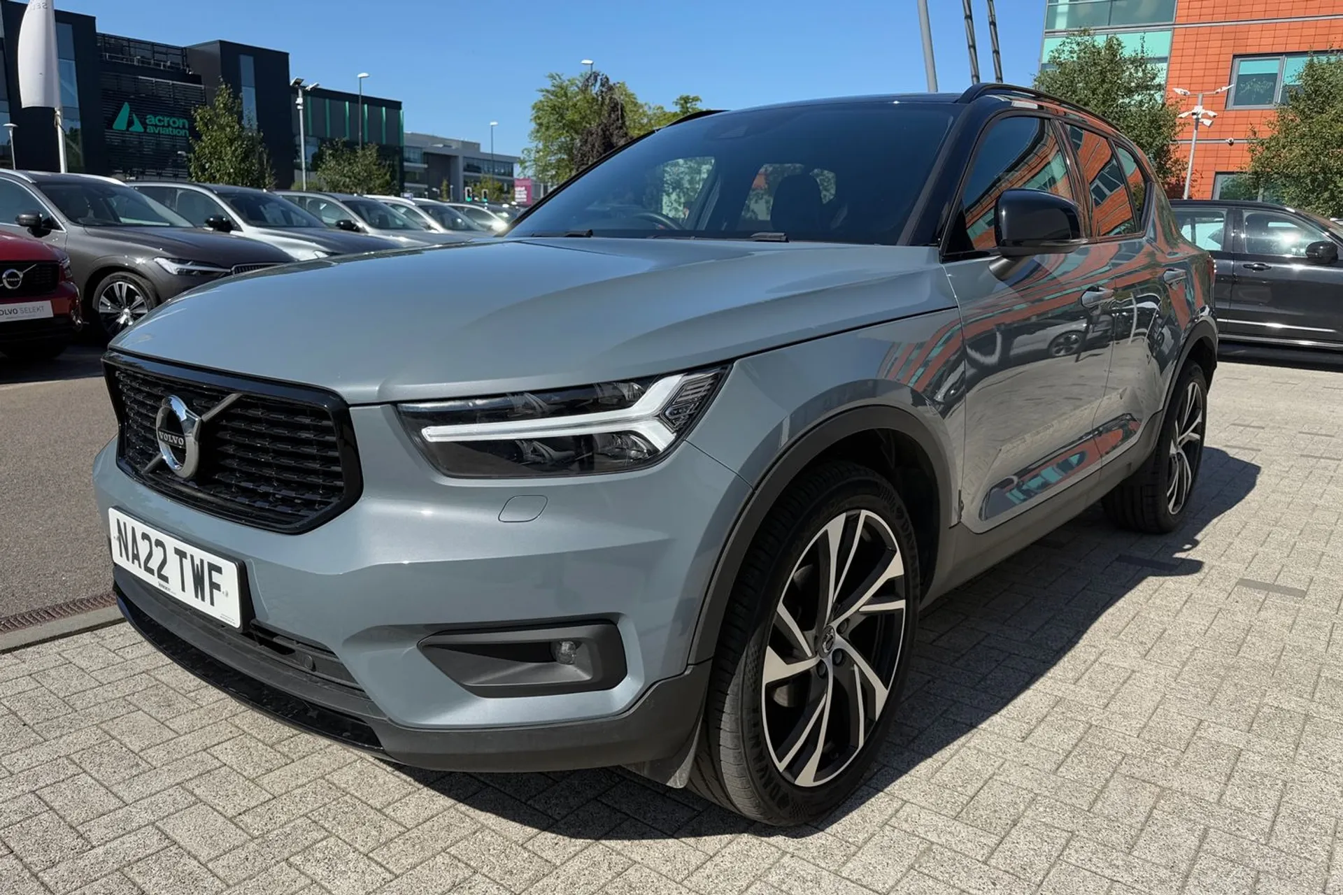 Volvo XC40 thumbnail image number 10