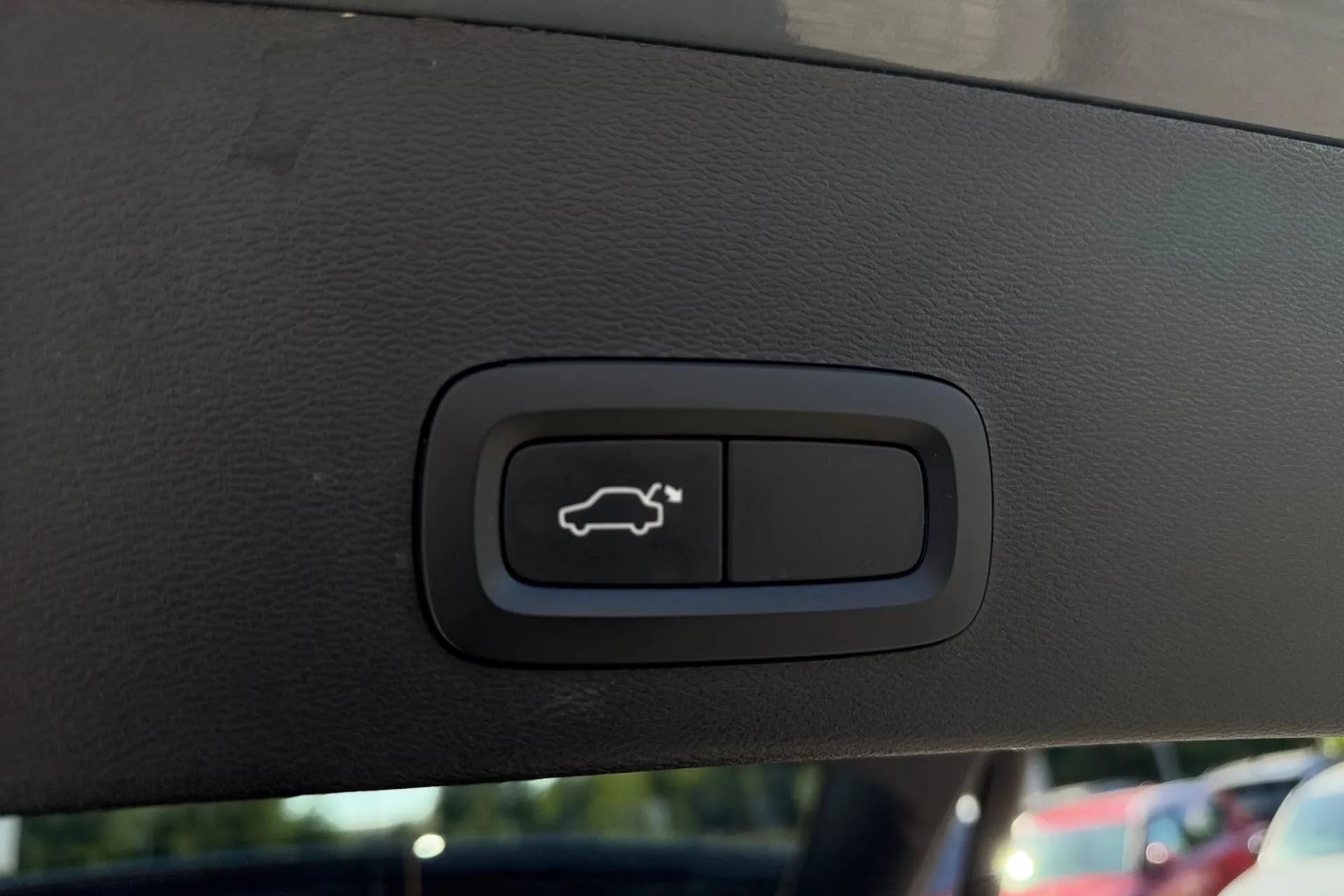 Volvo XC40 thumbnail image number 19
