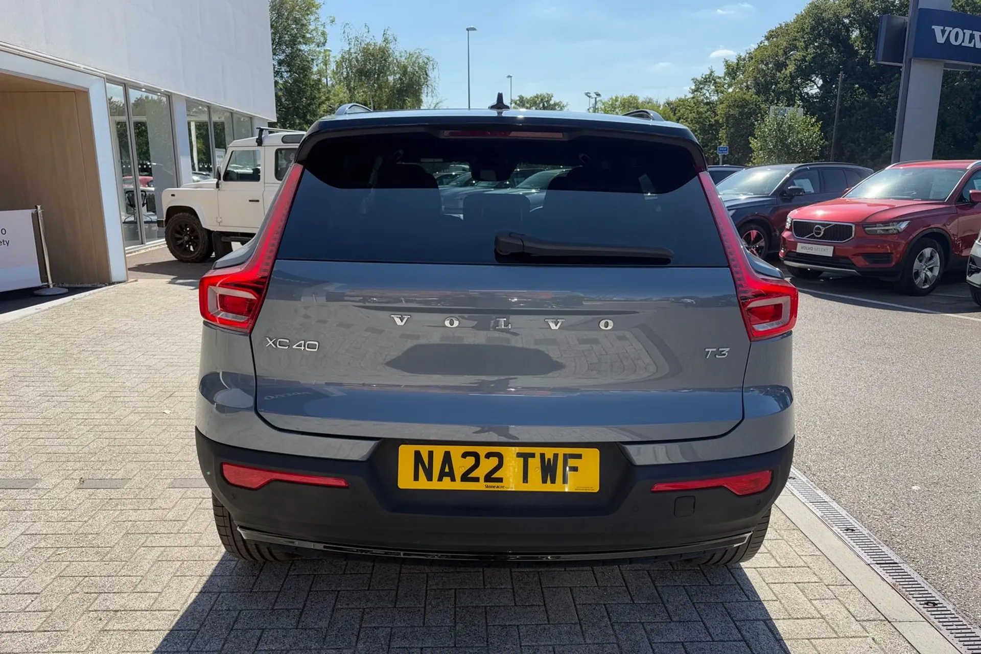 Volvo XC40 thumbnail image number 7