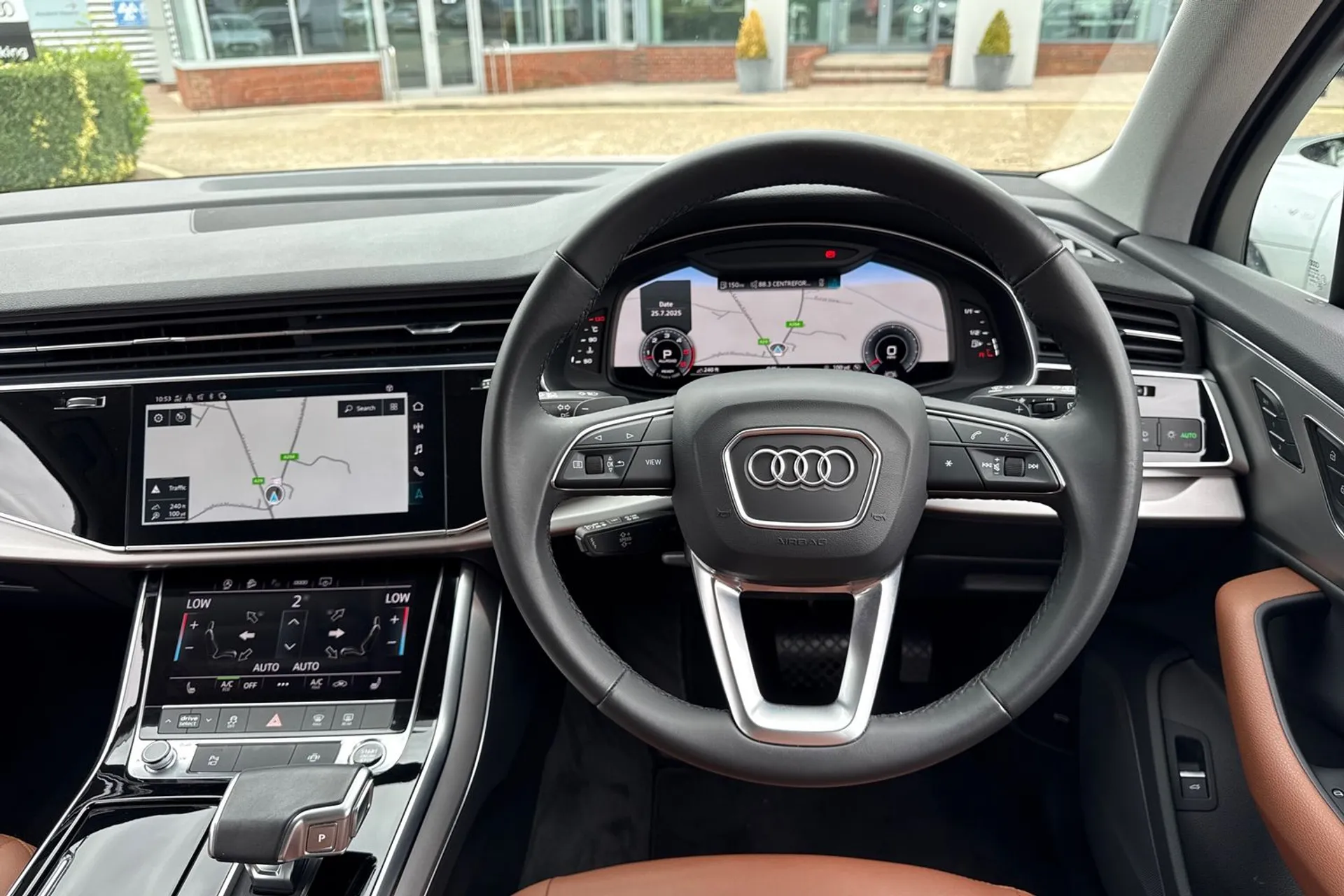 Audi Q7 thumbnail image number 39