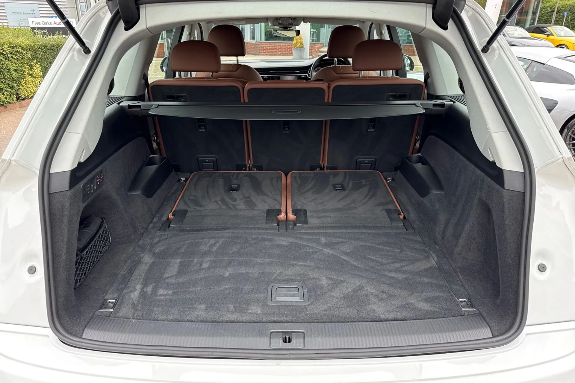Audi Q7 thumbnail image number 32