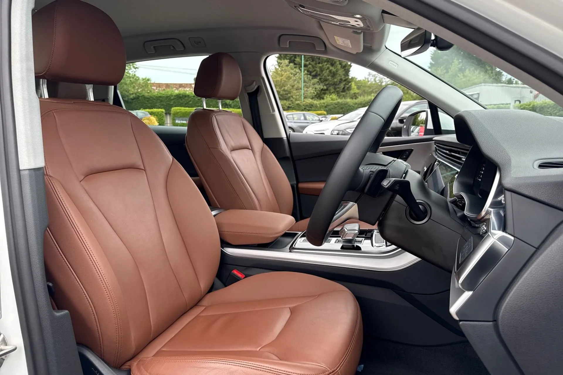 Audi Q7 thumbnail image number 27