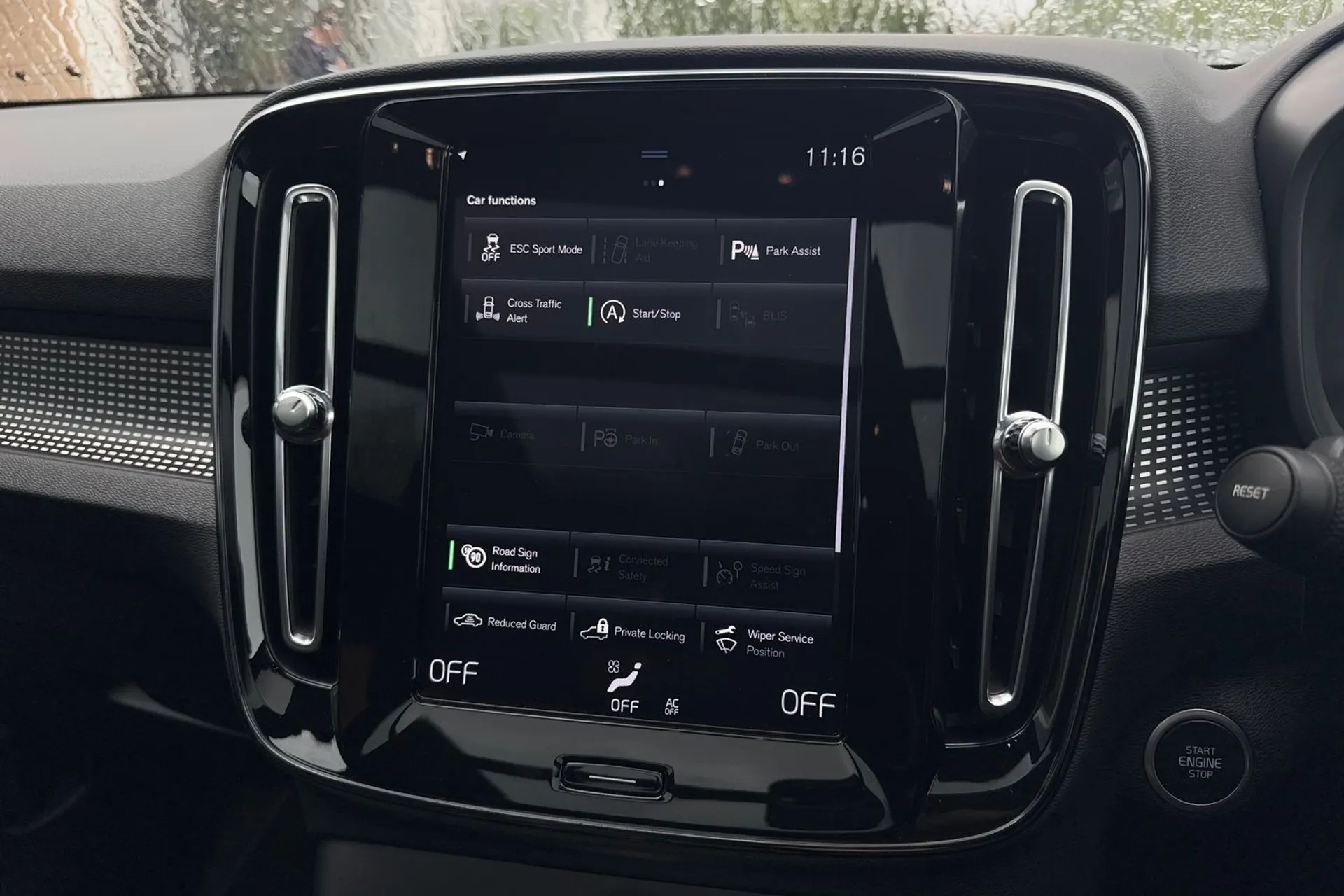 Volvo XC40 thumbnail image number 41