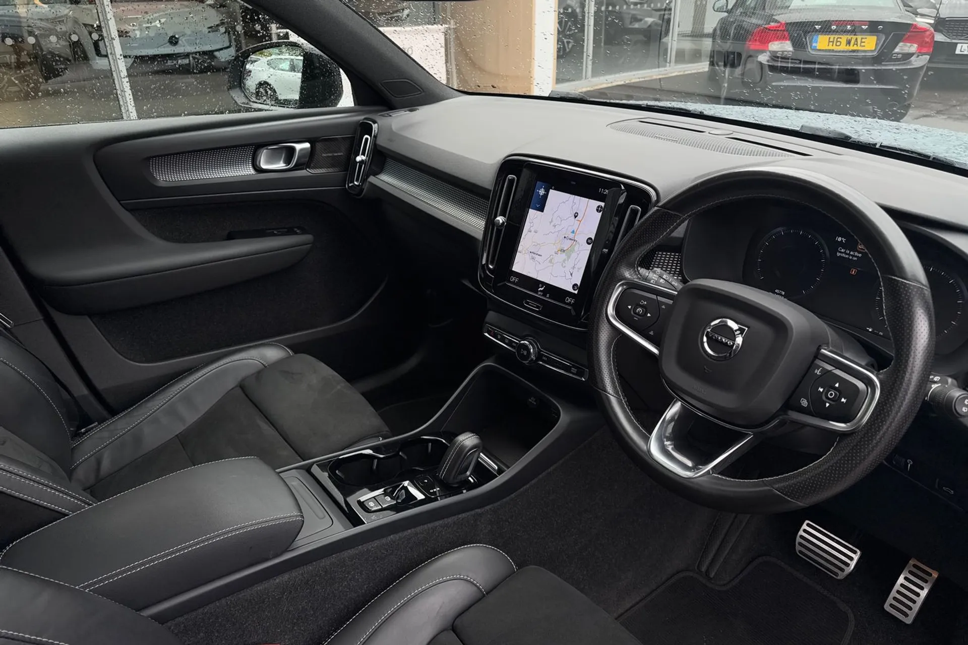 Volvo XC40 thumbnail image number 5