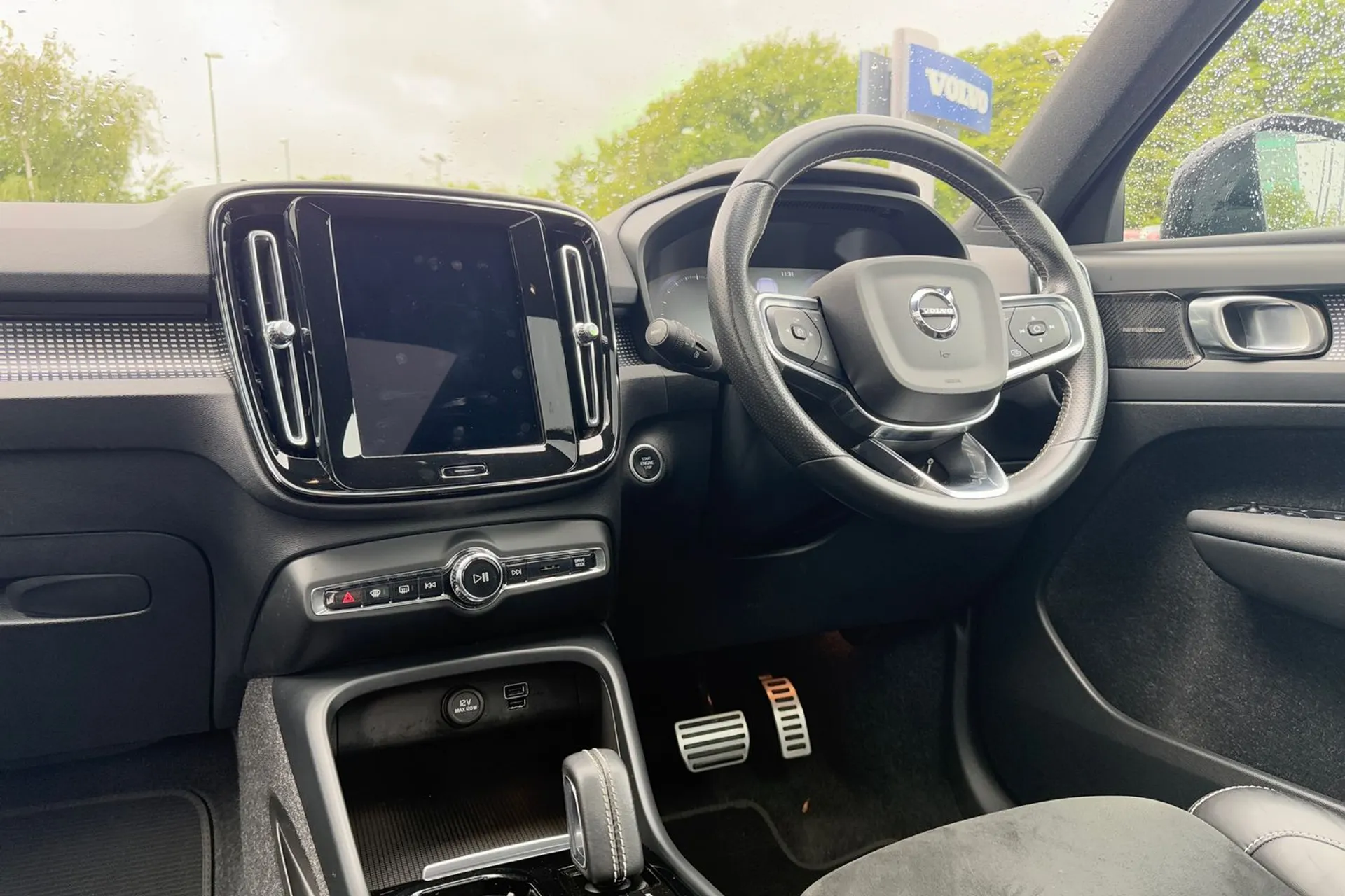 Volvo XC40 thumbnail image number 34