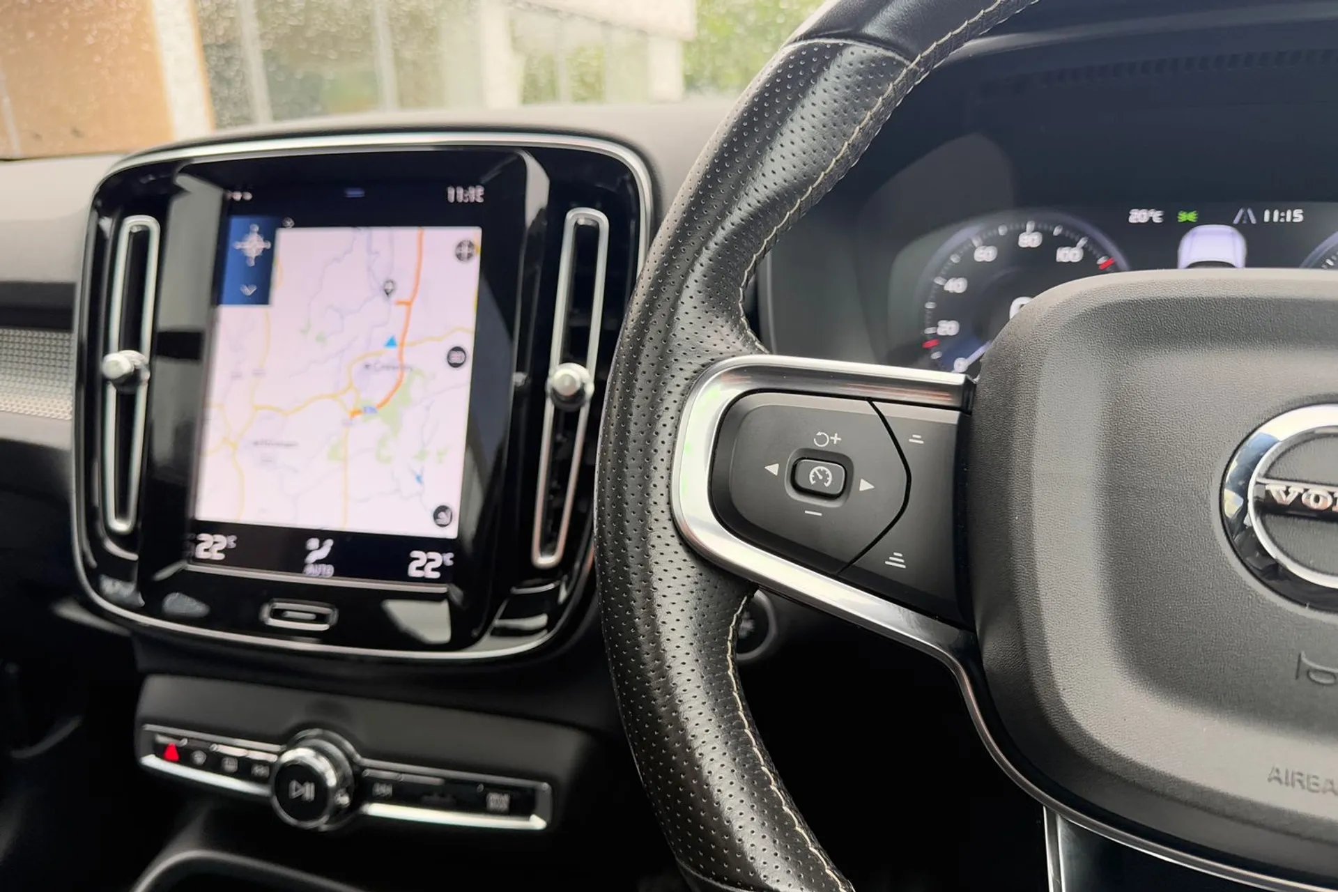 Volvo XC40 thumbnail image number 35