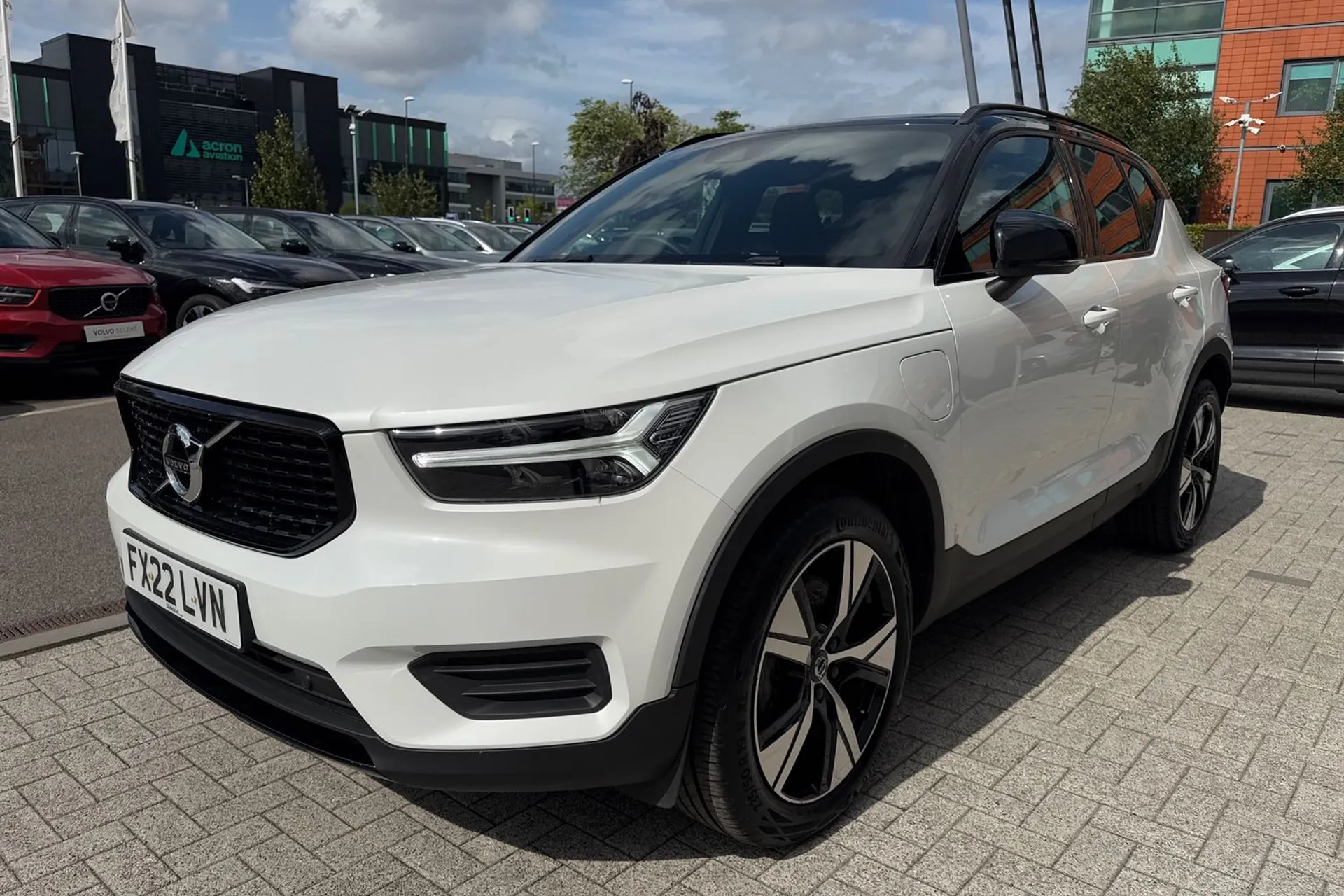 Volvo XC40 thumbnail image number 11
