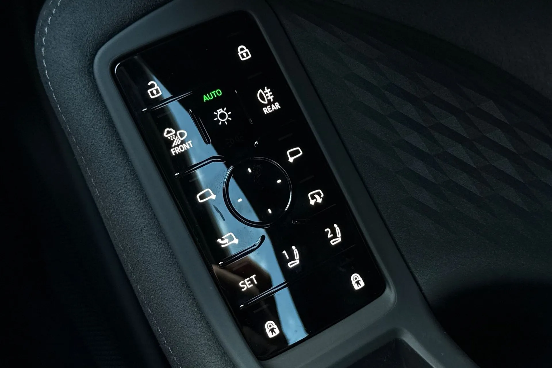 Audi A6 thumbnail image number 46