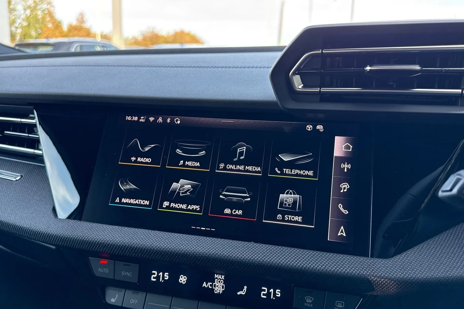 Audi A3 thumbnail image number 47