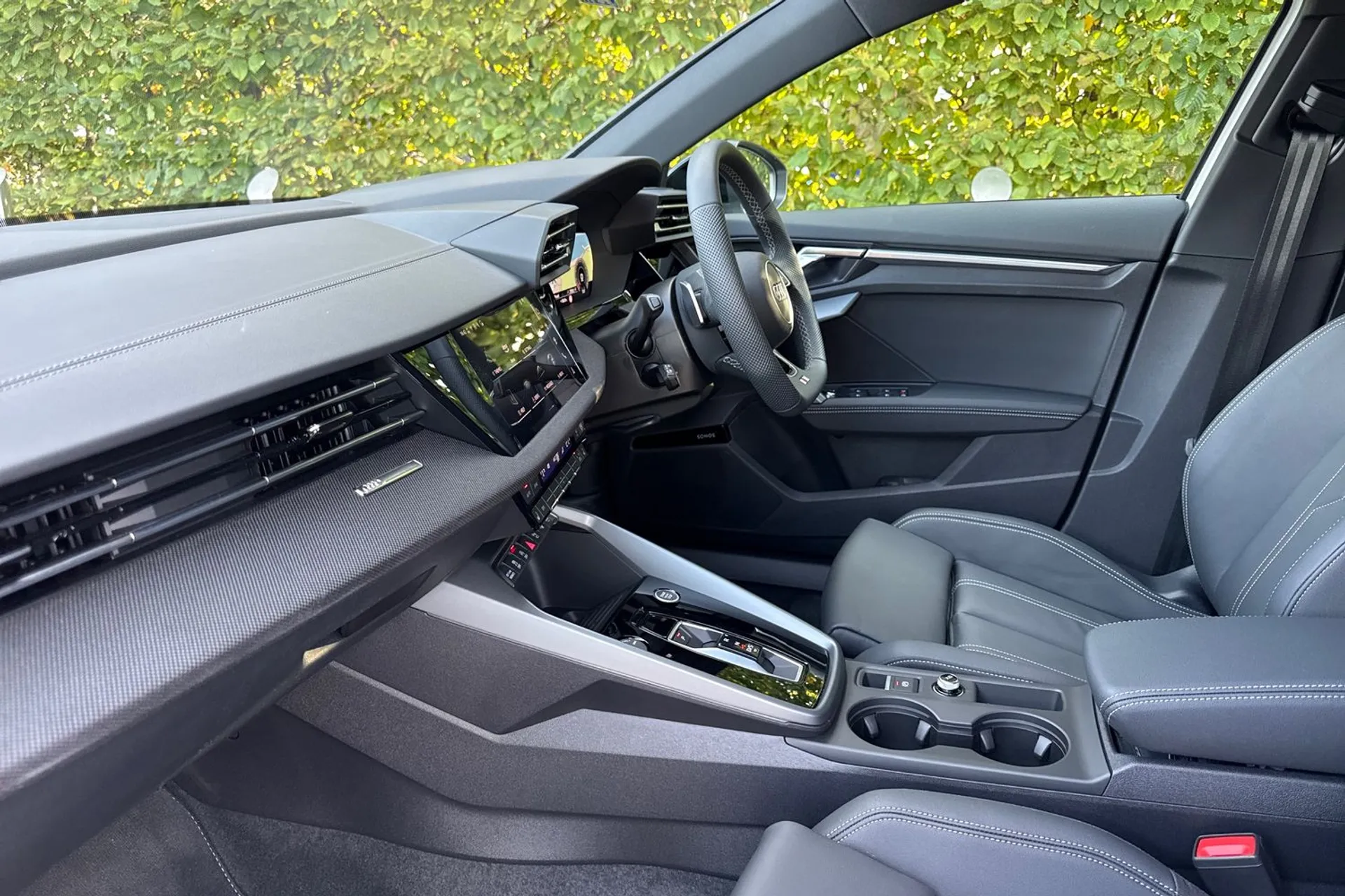 Audi A3 thumbnail image number 27