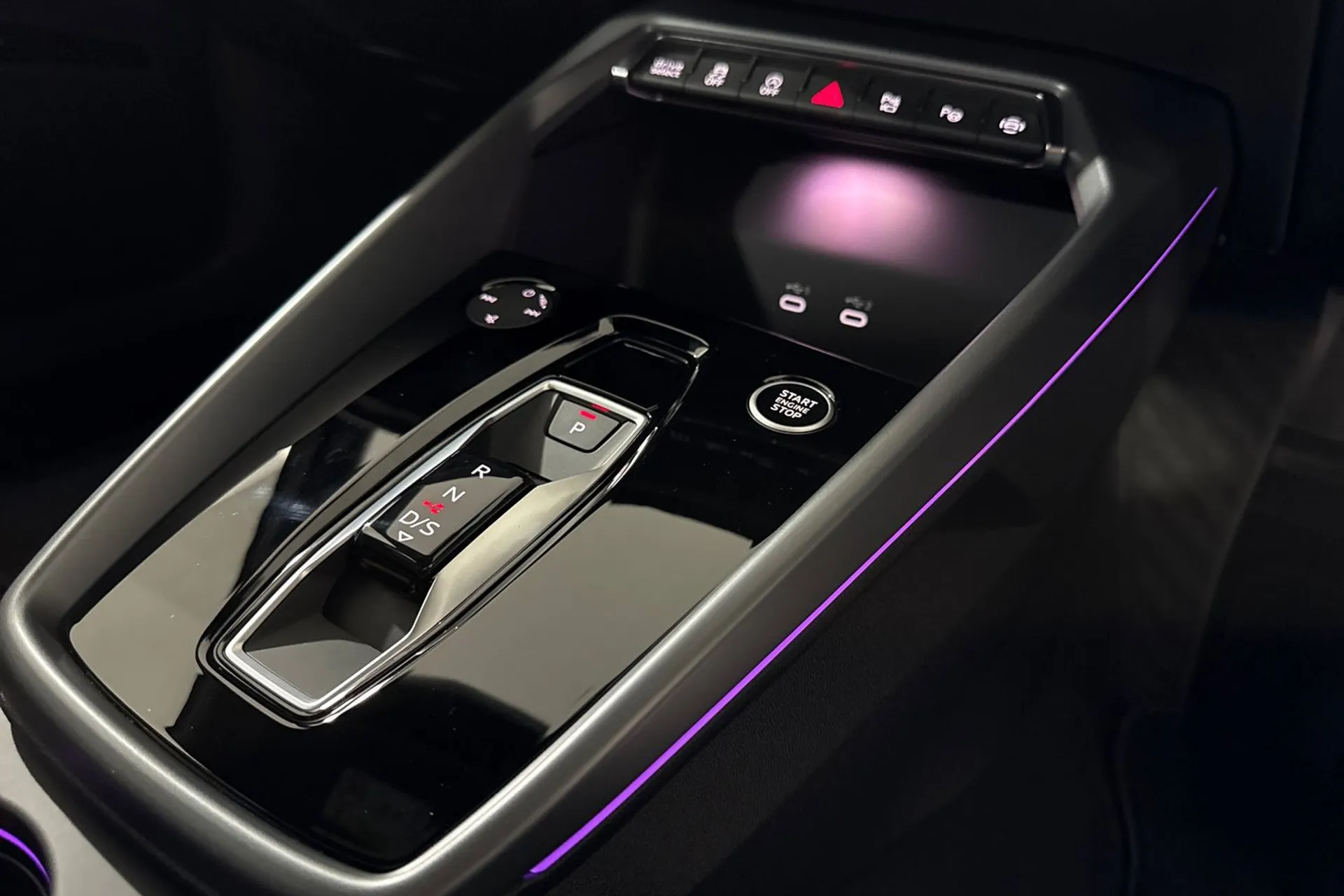 Audi A3 thumbnail image number 17