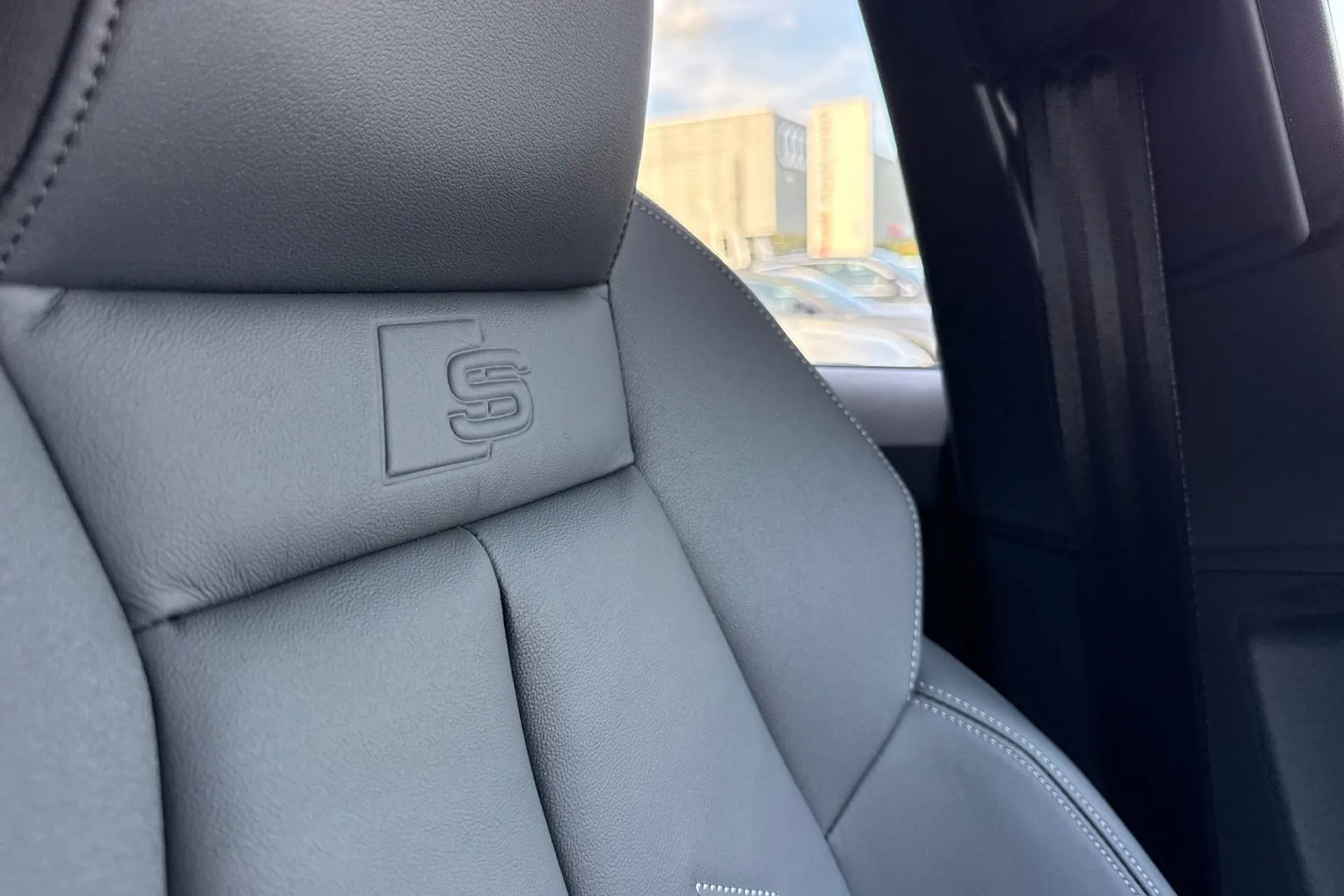 Audi A3 thumbnail image number 51