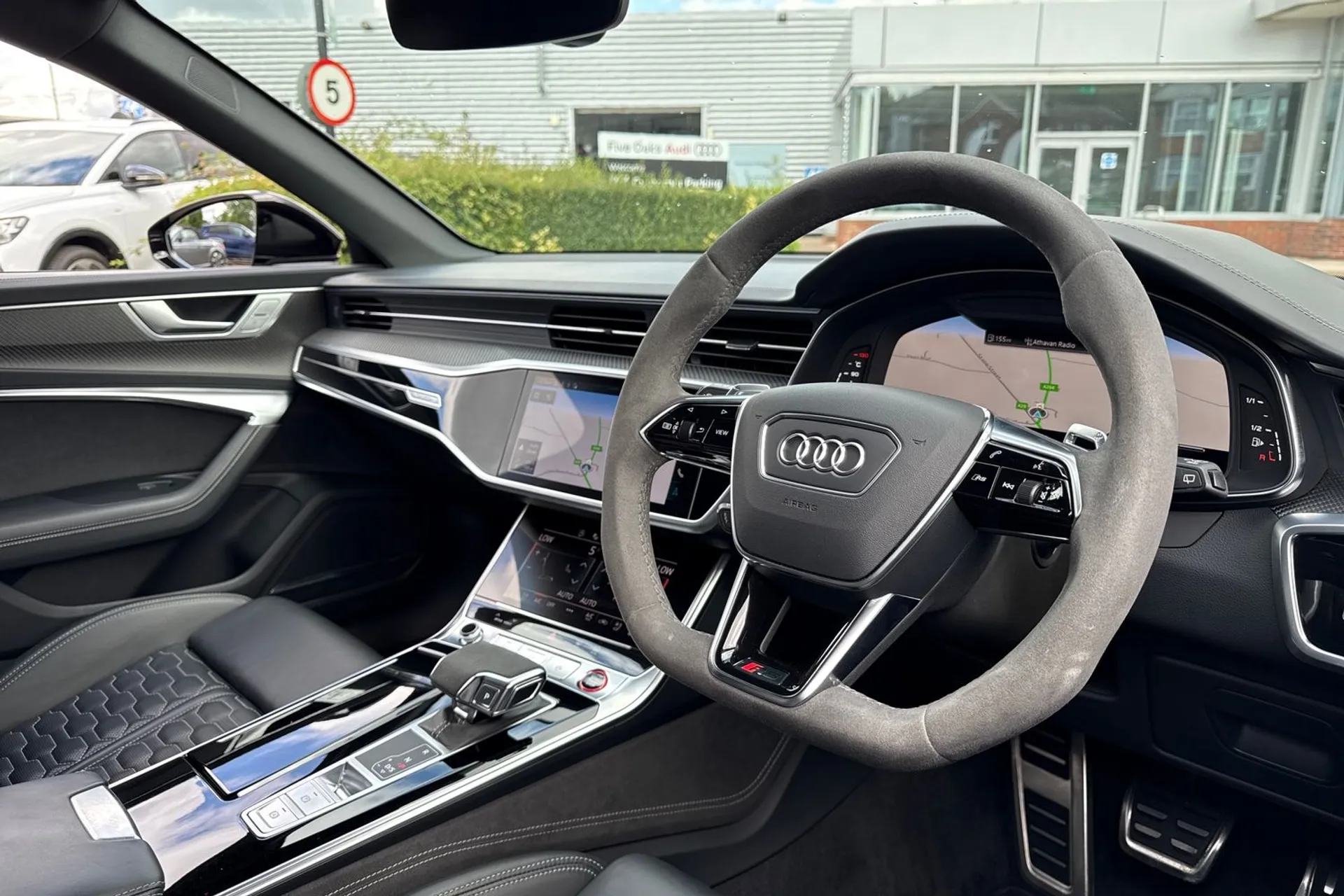 Audi RS6 thumbnail image number 31