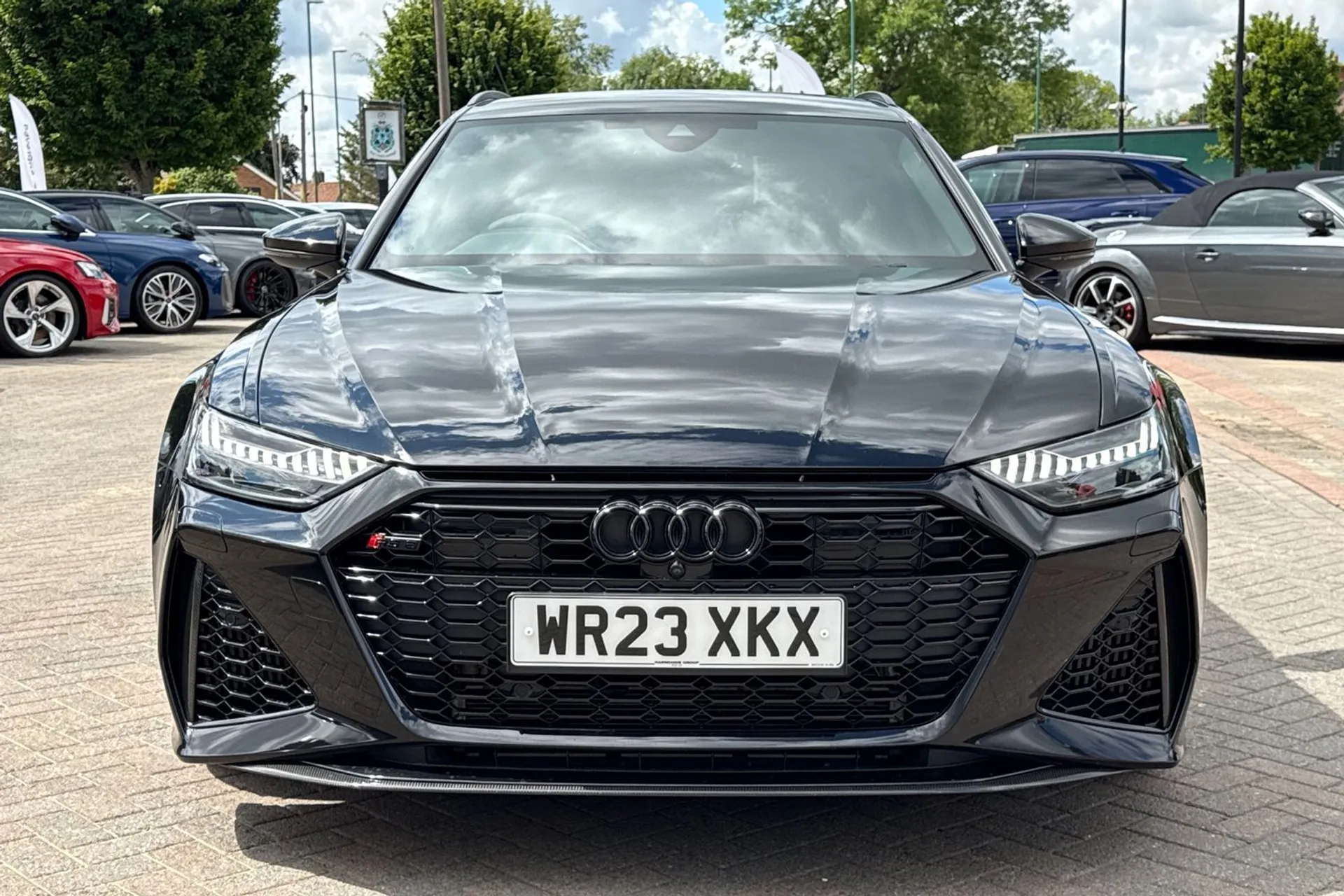 Audi RS6 thumbnail image number 28