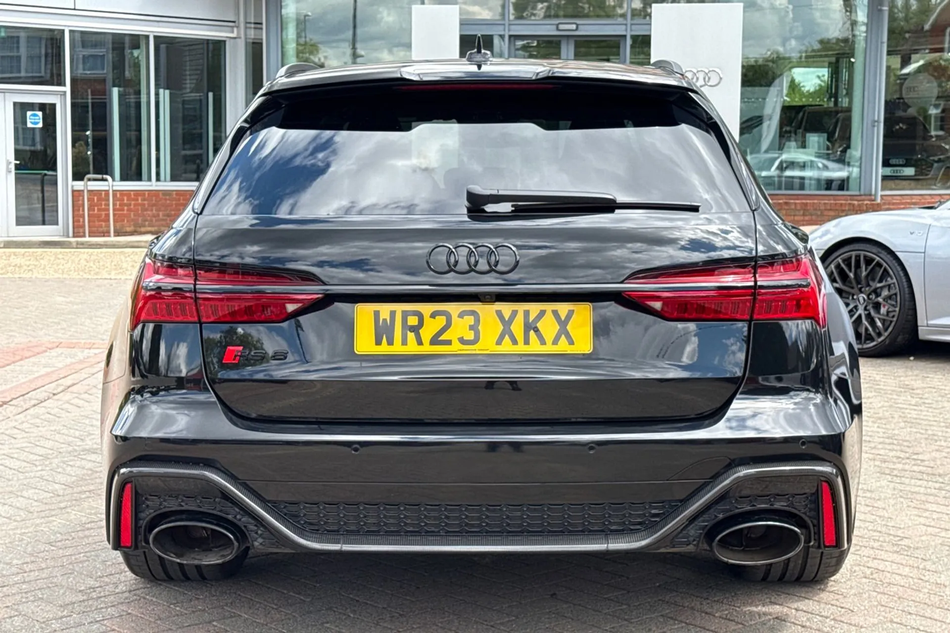 Audi RS6 thumbnail image number 5