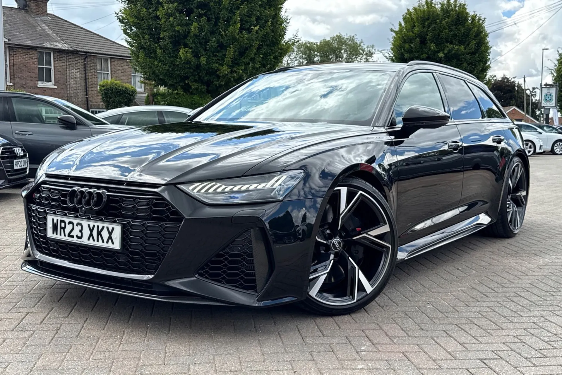 Audi RS6 thumbnail image number 29