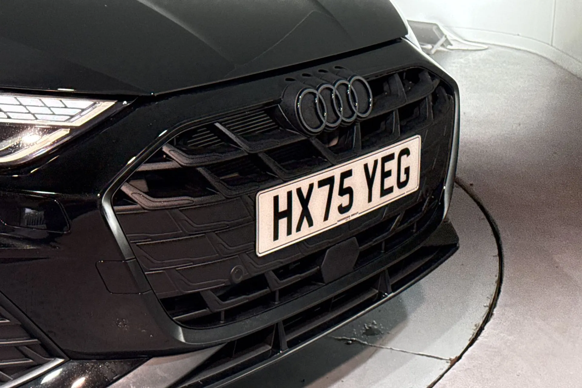 Audi A3 thumbnail image number 9