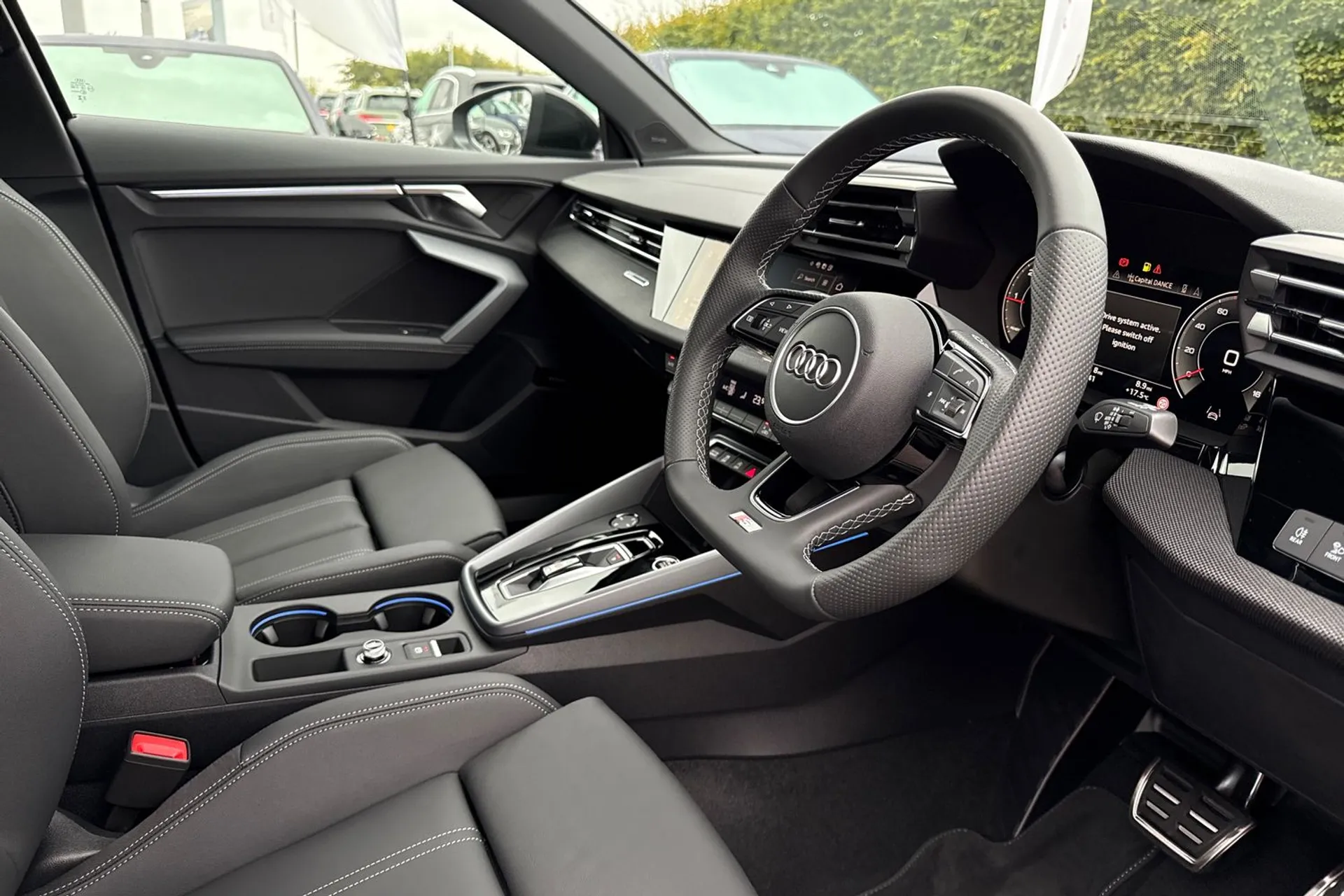 Audi A3 thumbnail image number 25