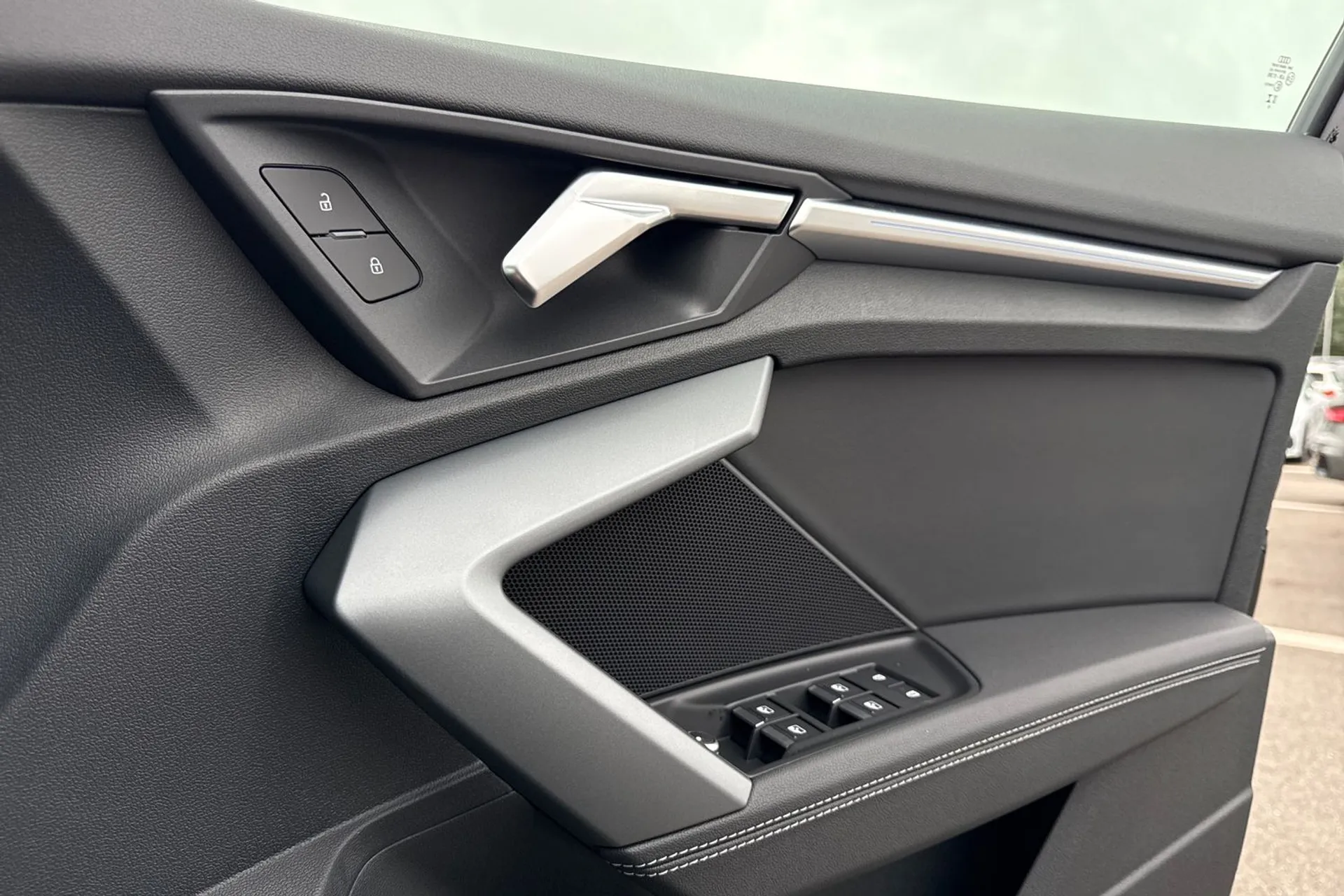 Audi A3 thumbnail image number 43