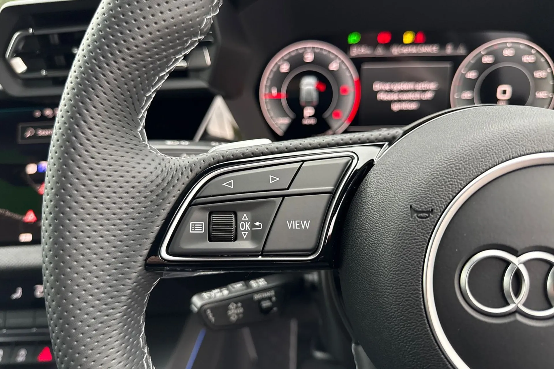 Audi A3 thumbnail image number 40