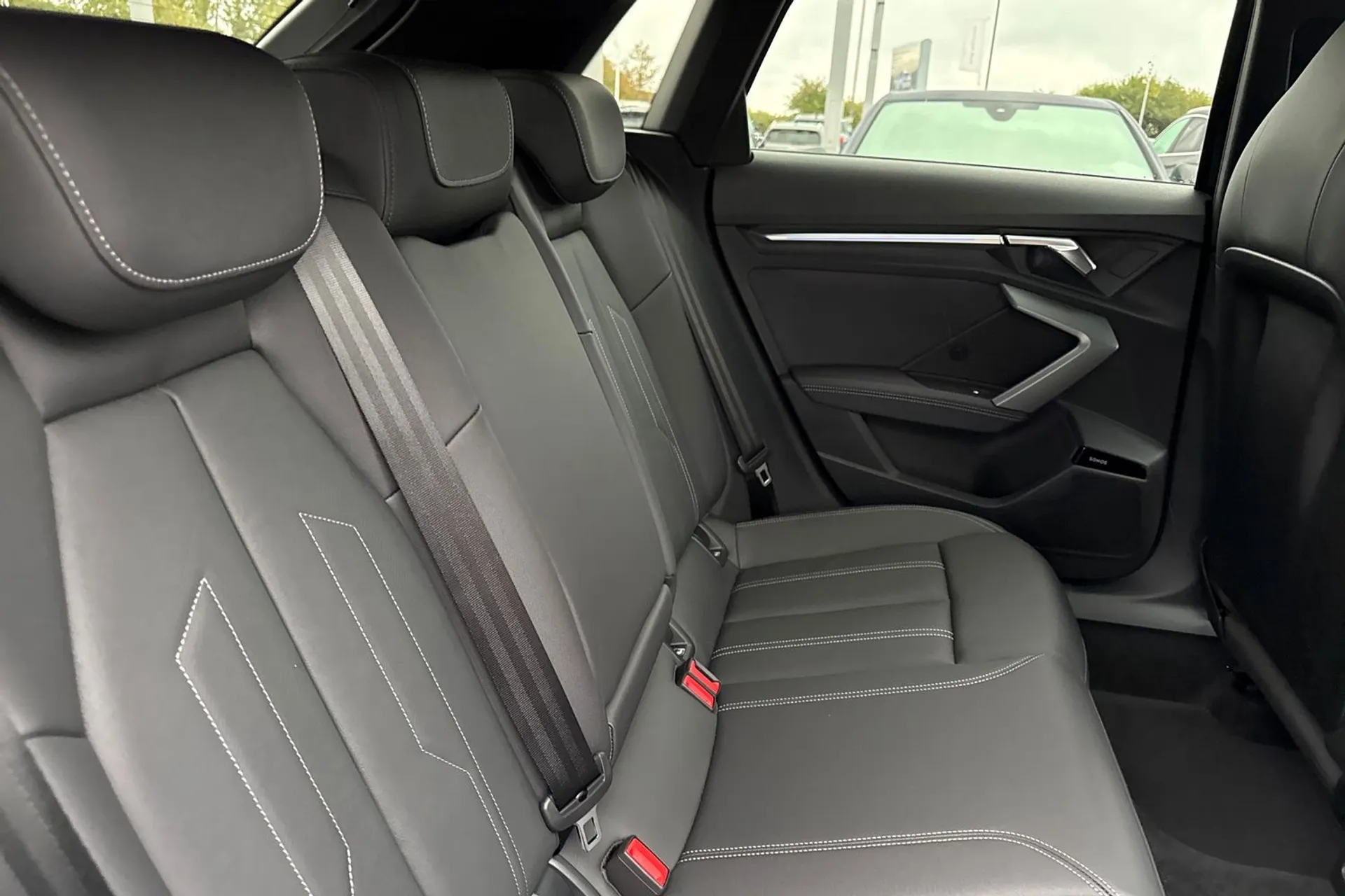 Audi A3 thumbnail image number 21