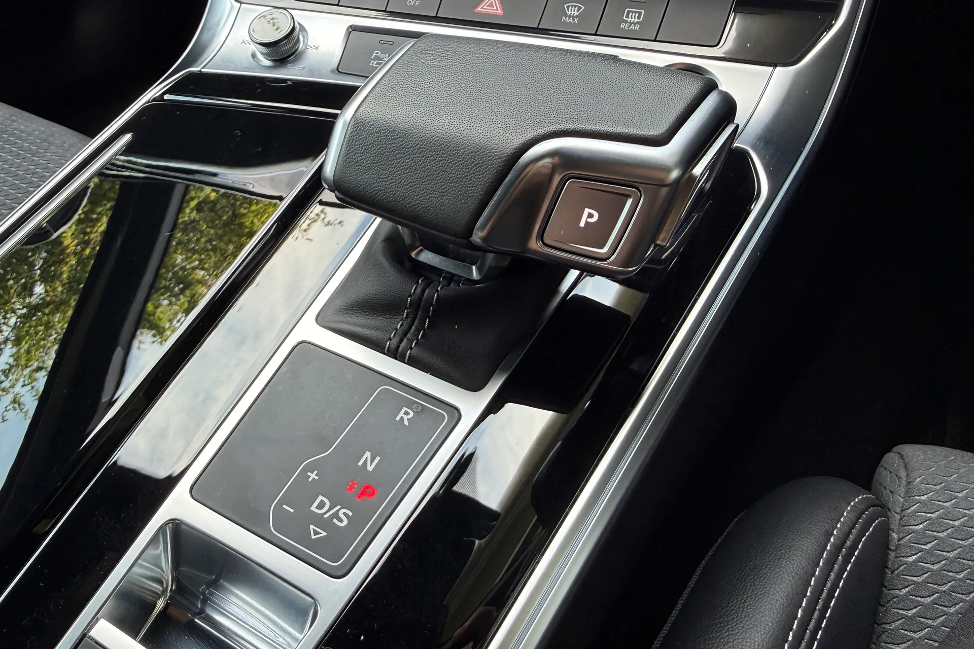 Audi A6 thumbnail image number 29
