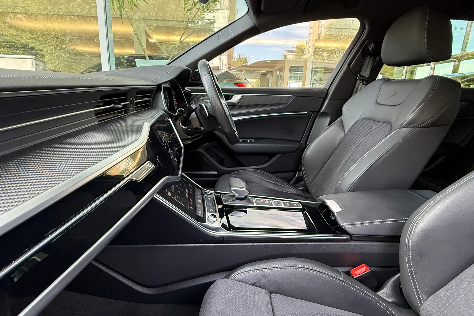 Audi A6 thumbnail image number 61