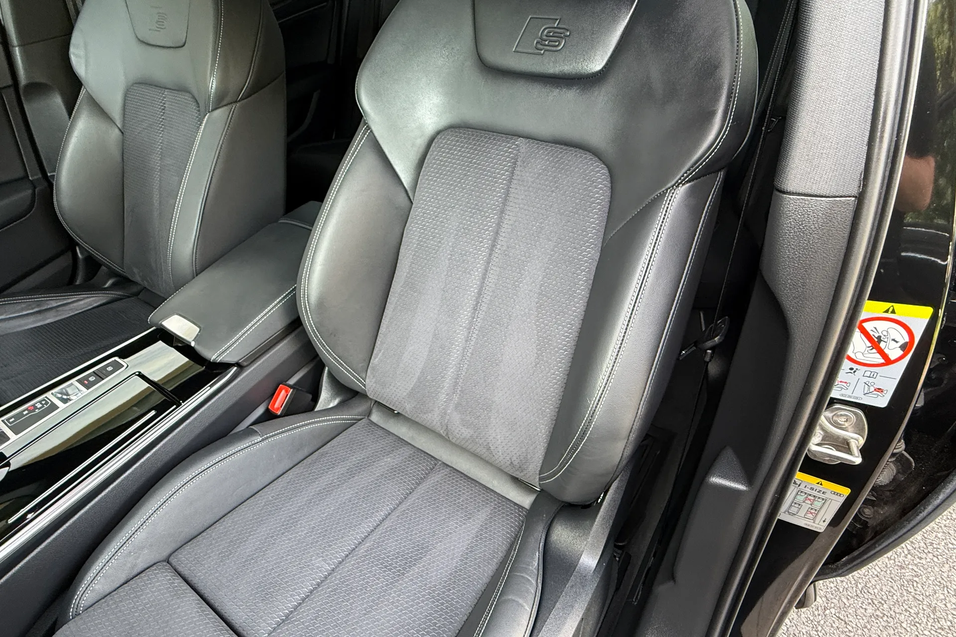 Audi A6 thumbnail image number 58