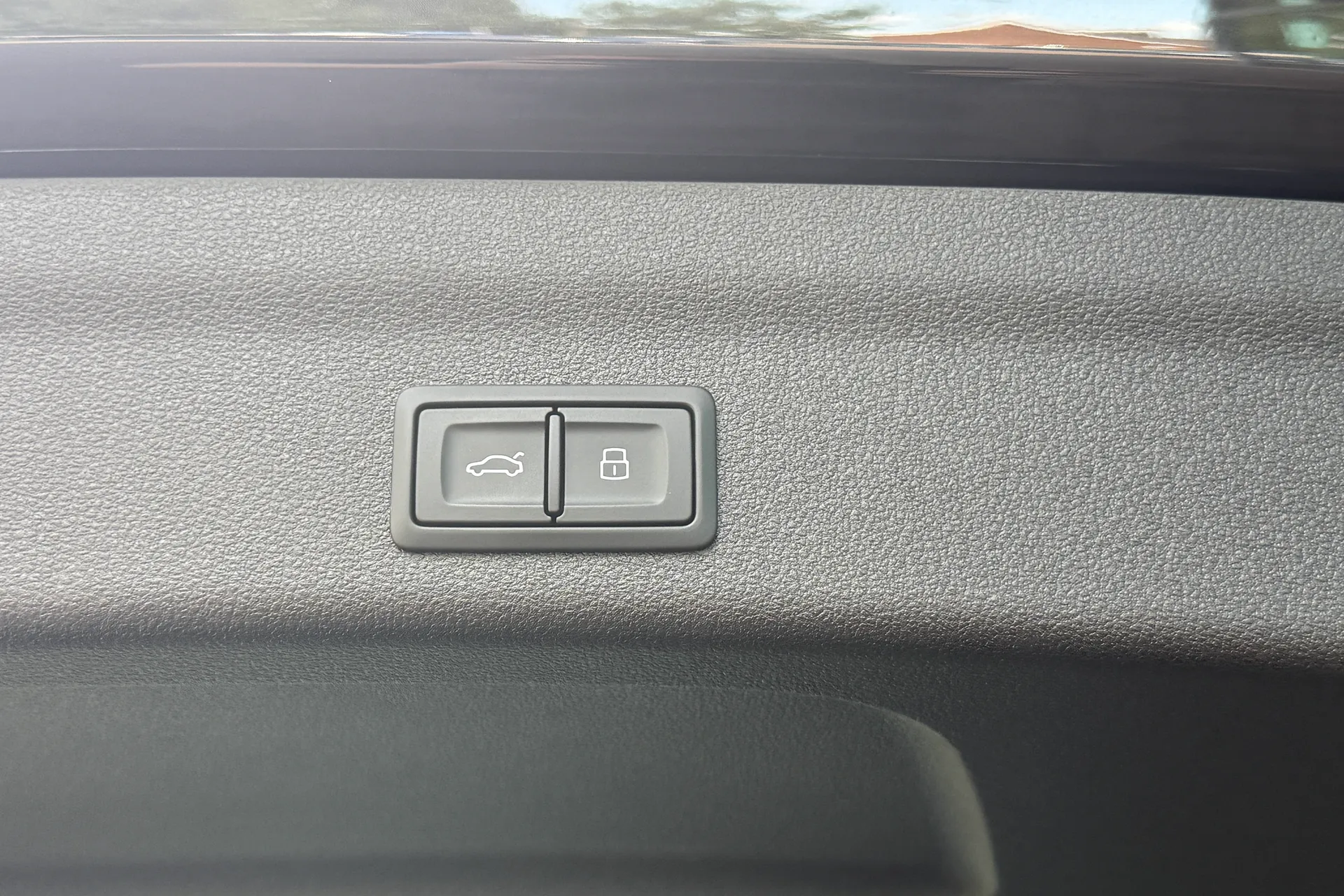 Audi A6 thumbnail image number 52