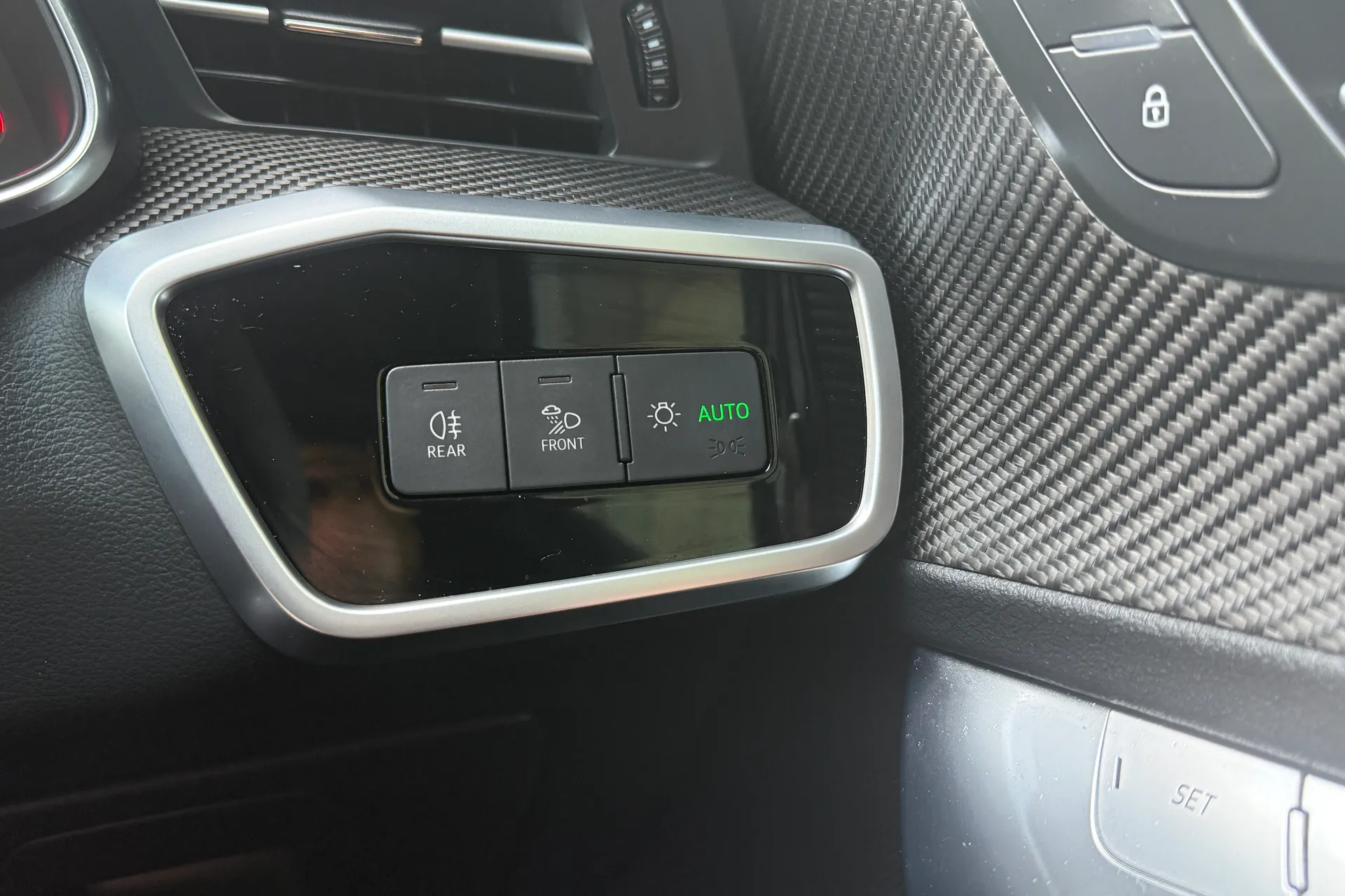 Audi A6 thumbnail image number 15