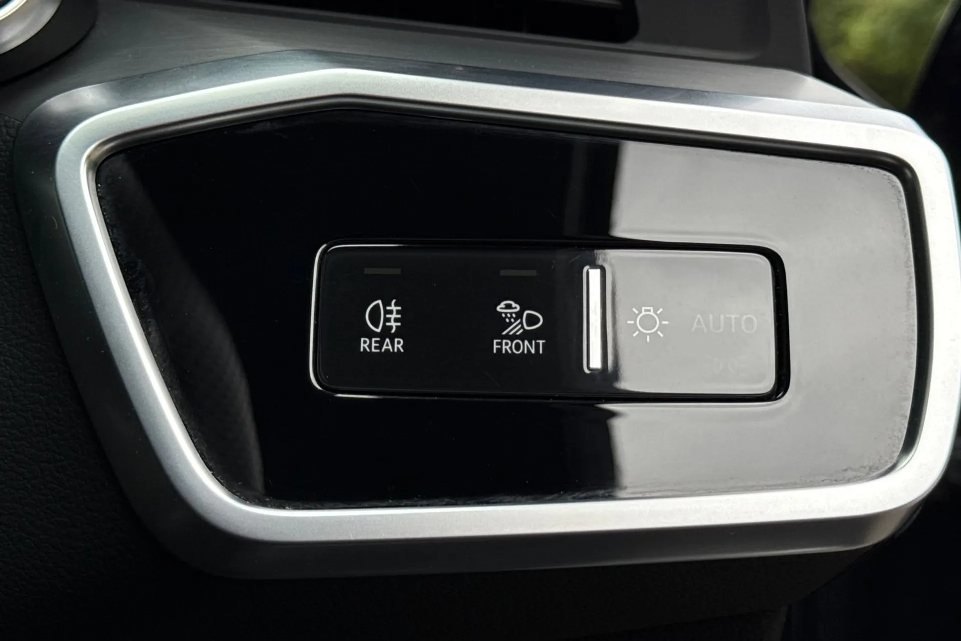 Audi A6 thumbnail image number 55