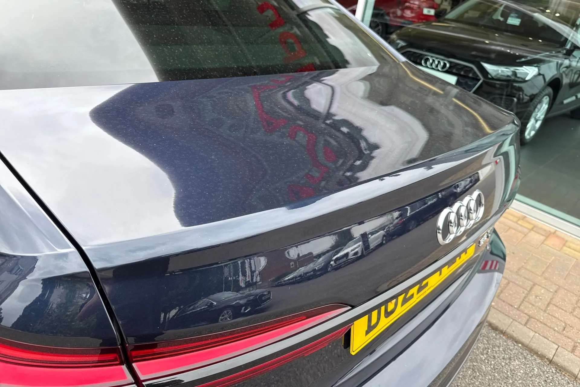 Audi A6 thumbnail image number 14