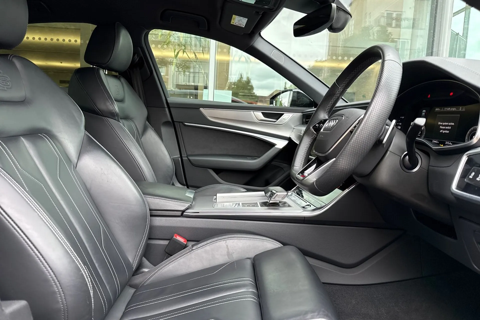 Audi A6 thumbnail image number 24
