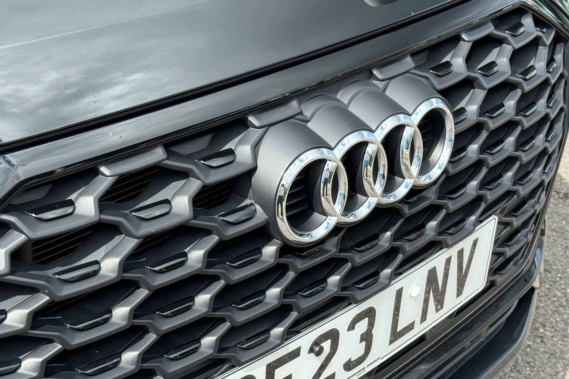 Audi Q3 thumbnail image number 54
