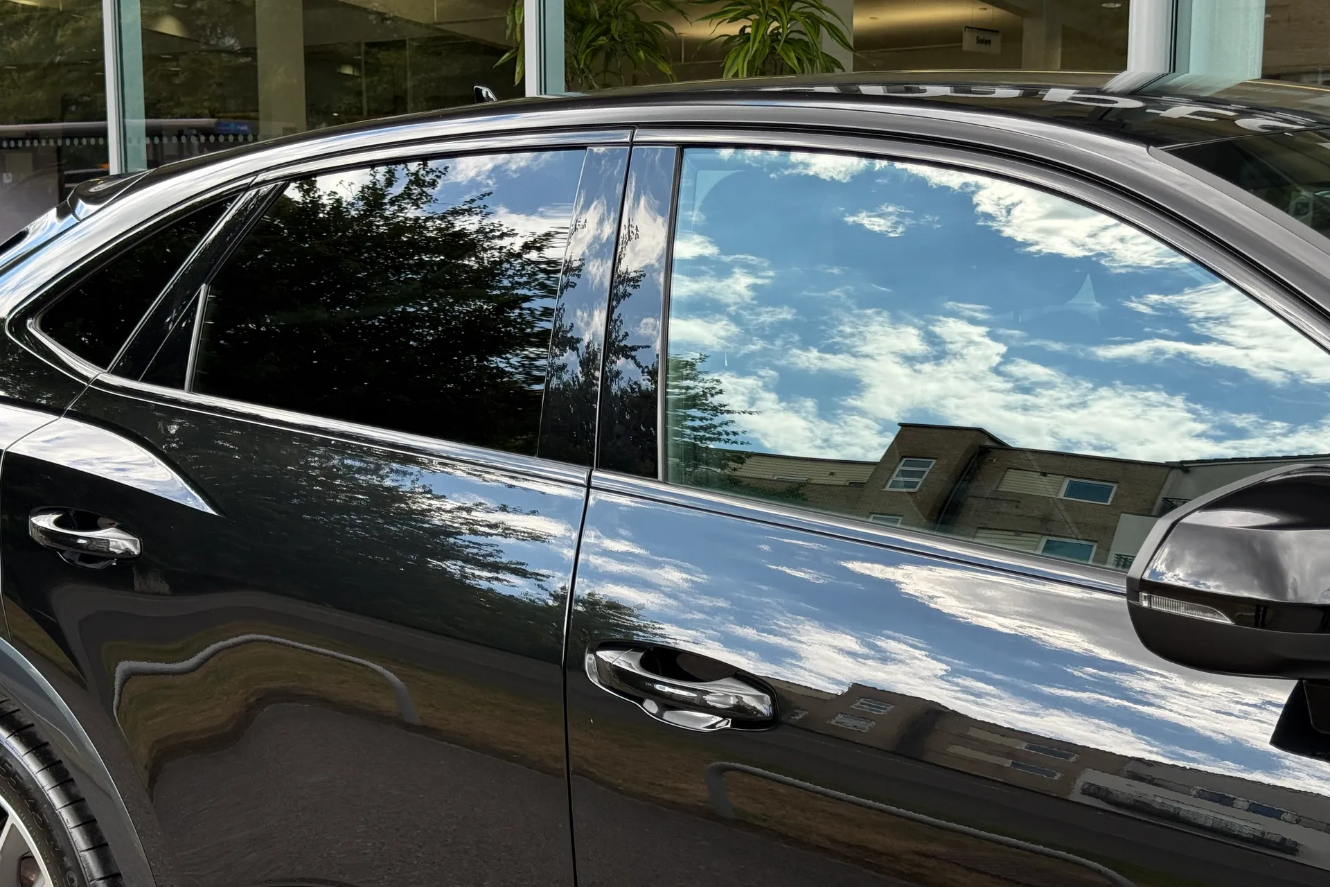 Audi Q3 thumbnail image number 22