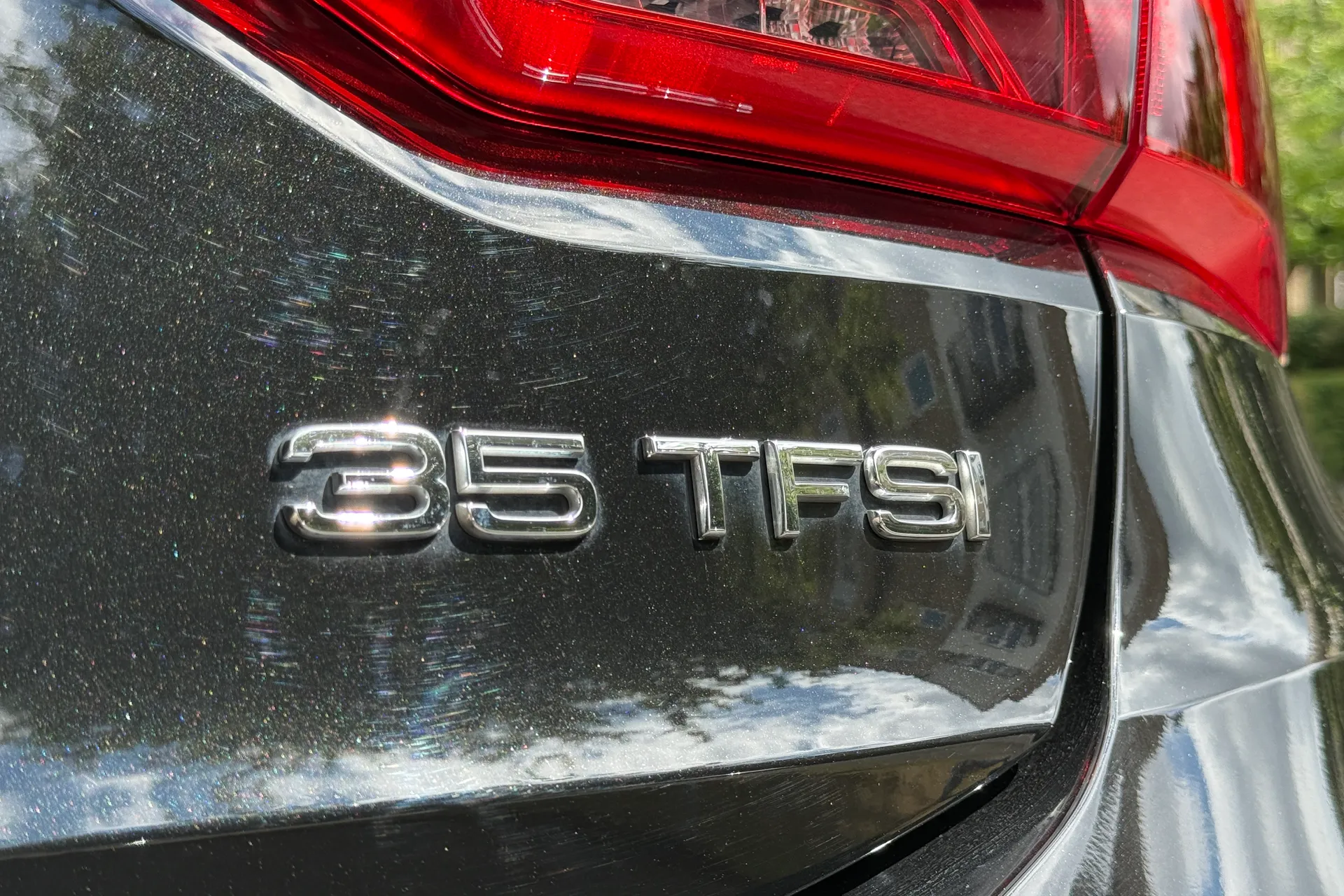 Audi Q3 thumbnail image number 18
