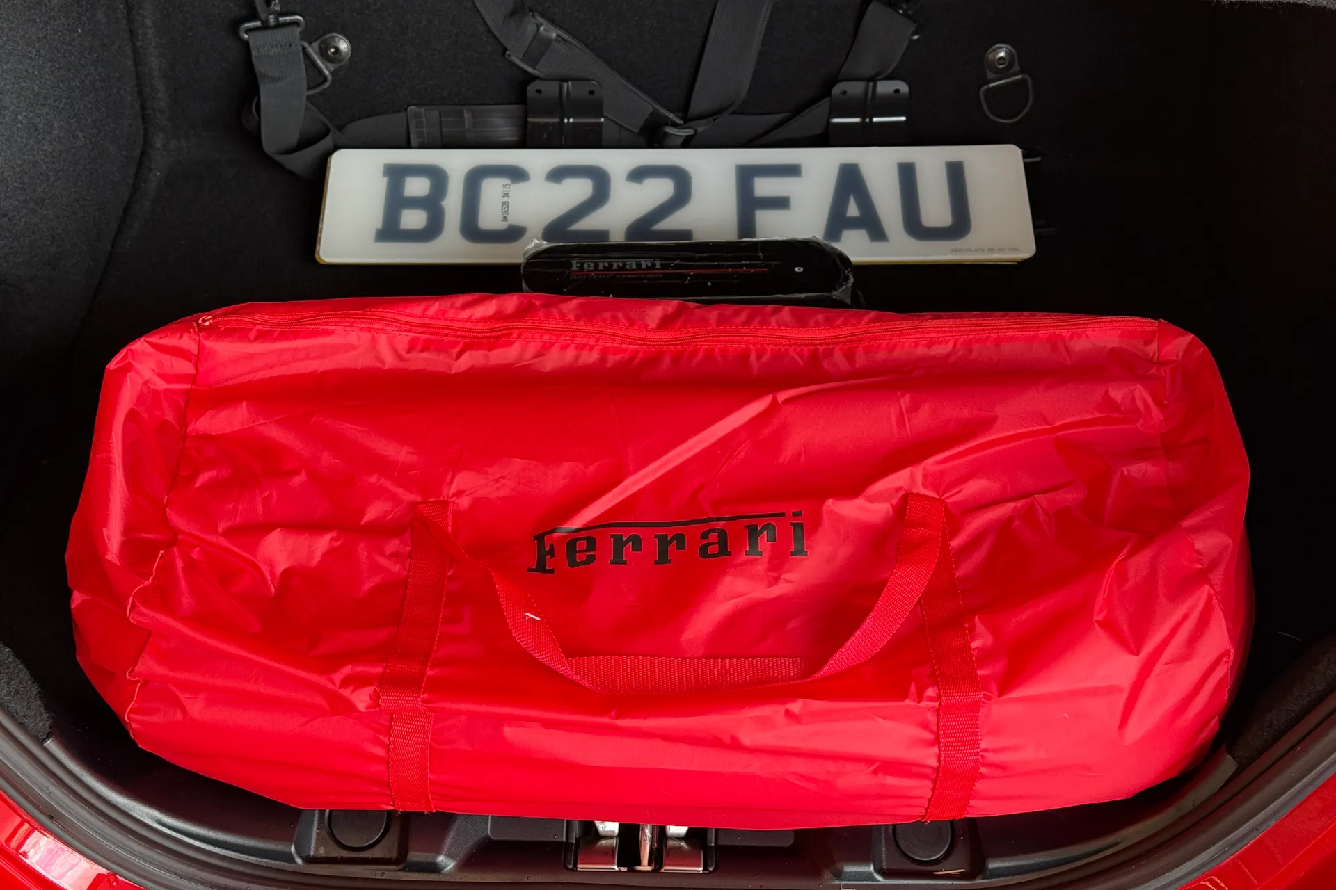 FERRARI Roma thumbnail image number 32