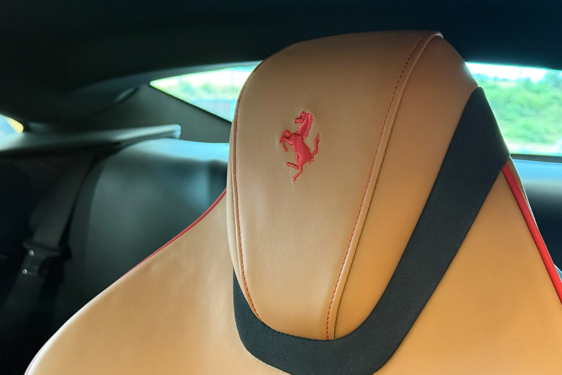 FERRARI Roma thumbnail image number 29