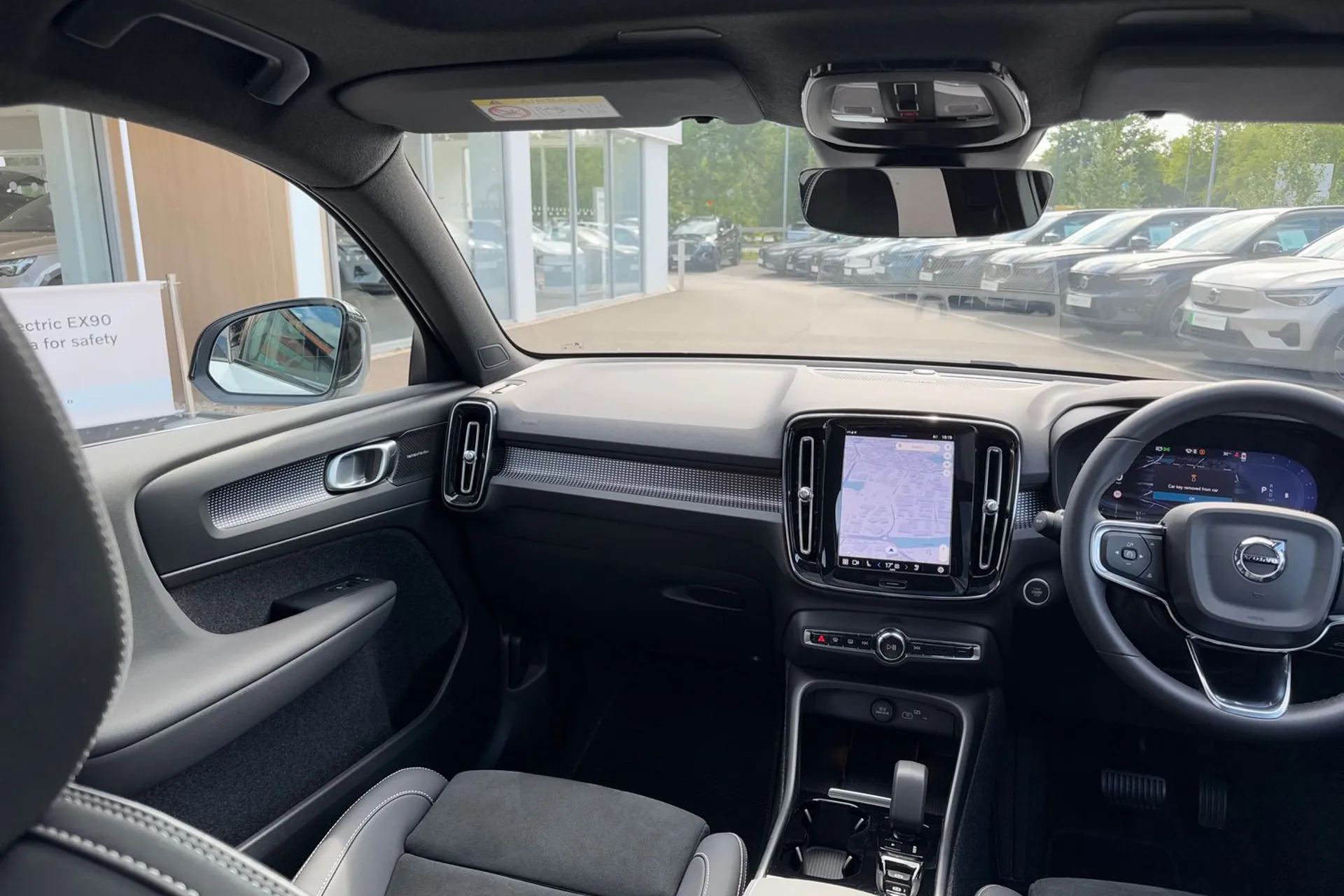 Volvo XC40 thumbnail image number 31