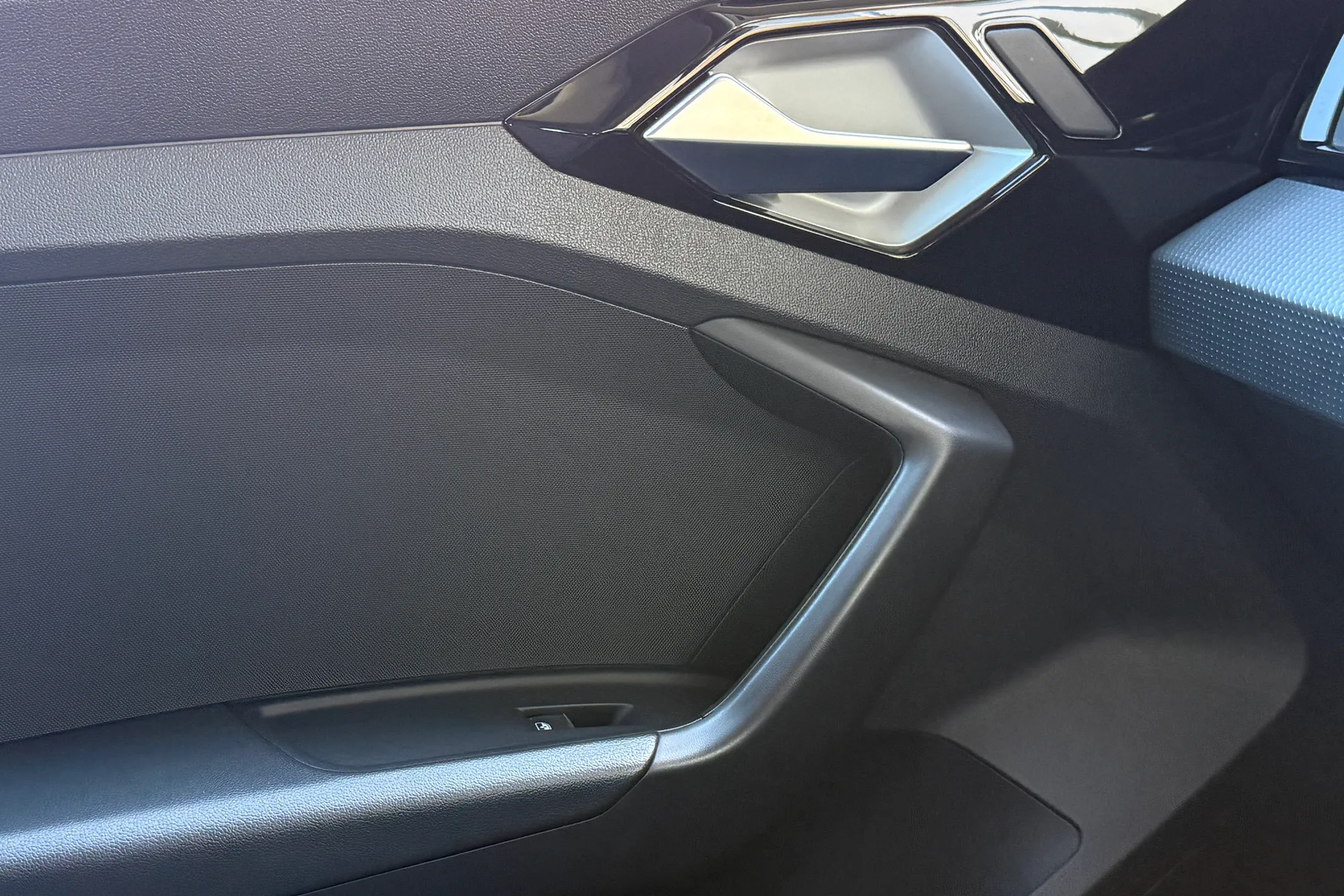 Audi A1 thumbnail image number 25