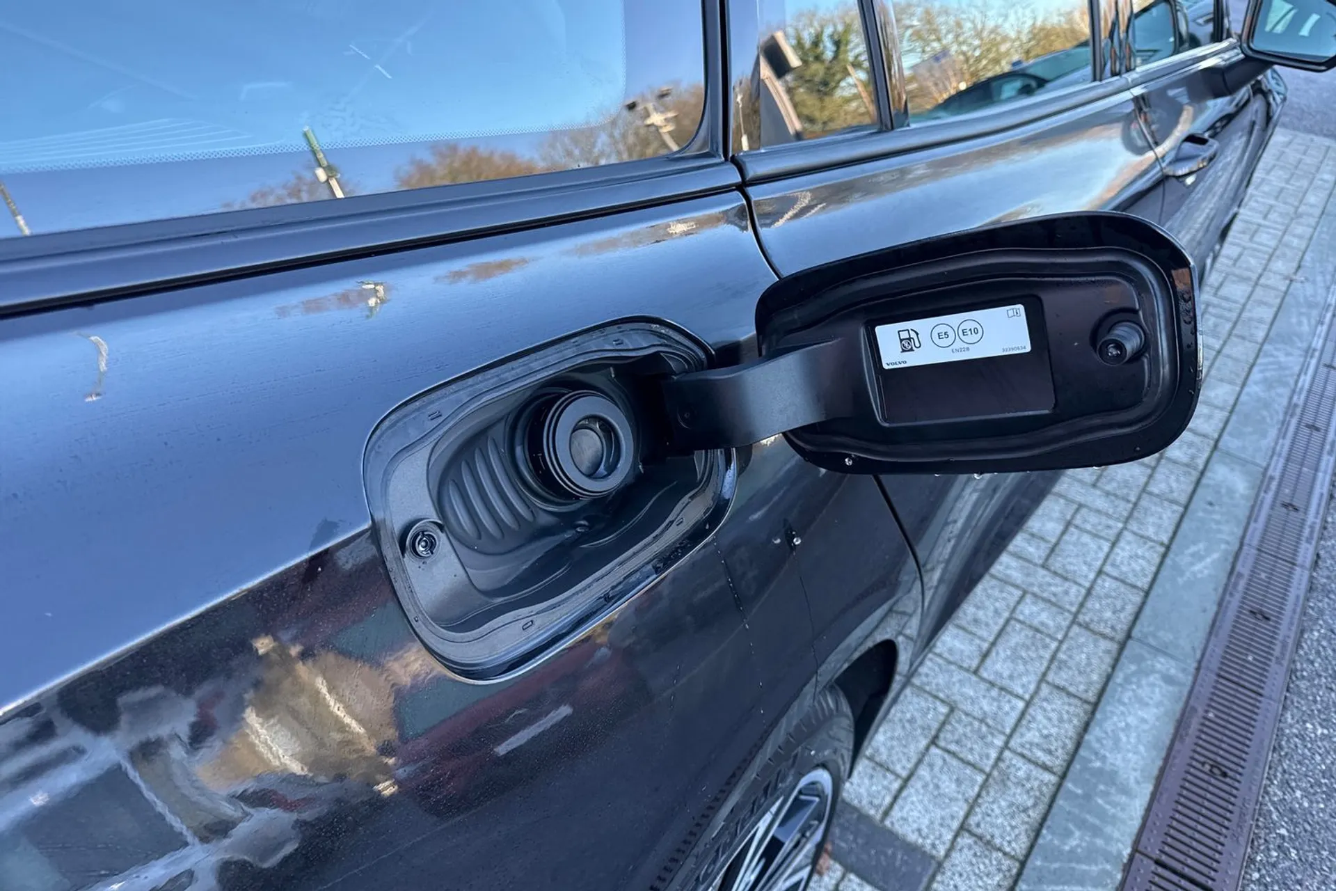 Volvo V60 thumbnail image number 19