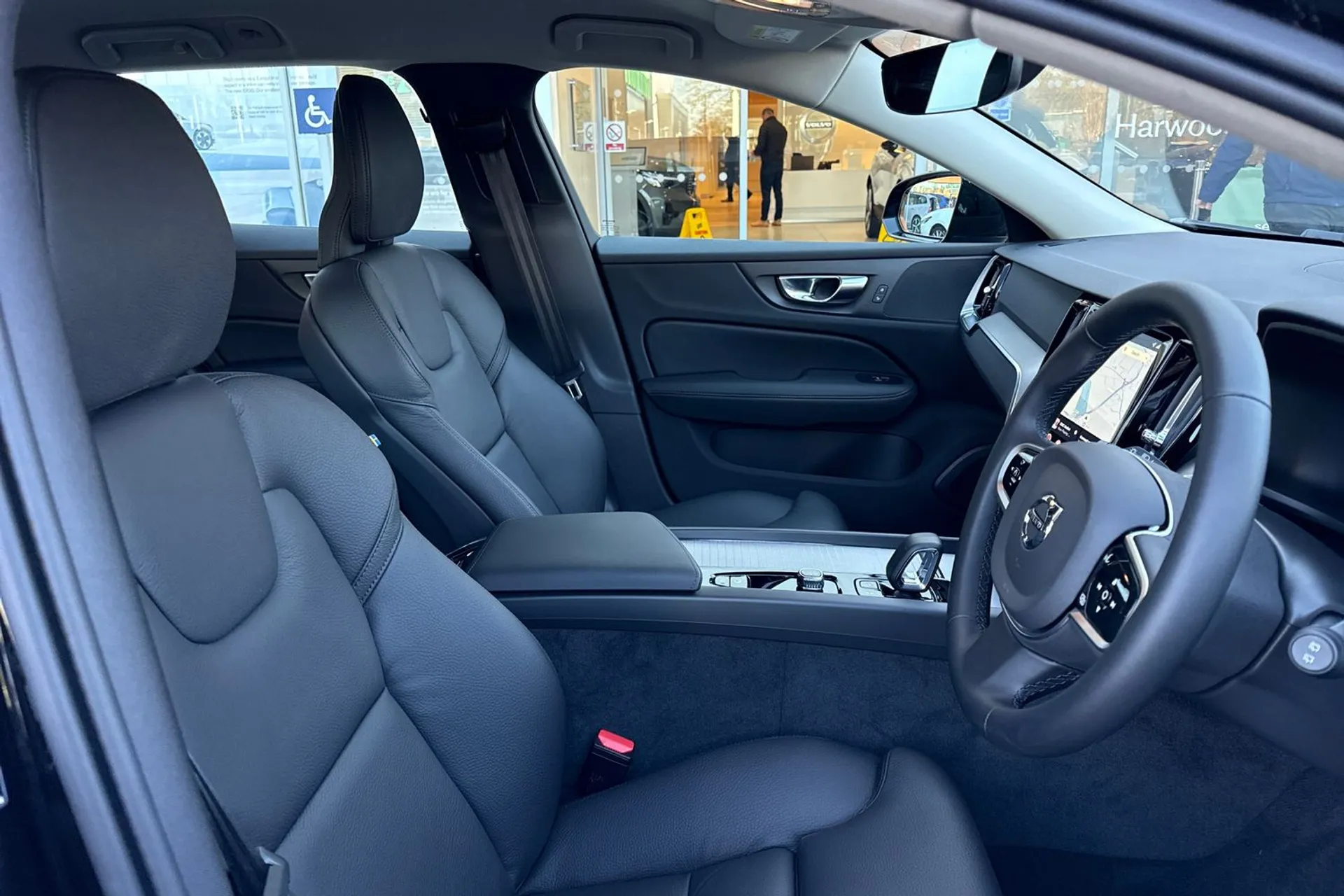 Volvo V60 thumbnail image number 26