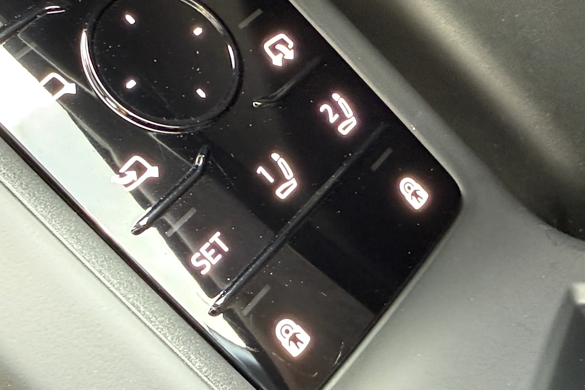 Audi Q5 thumbnail image number 18