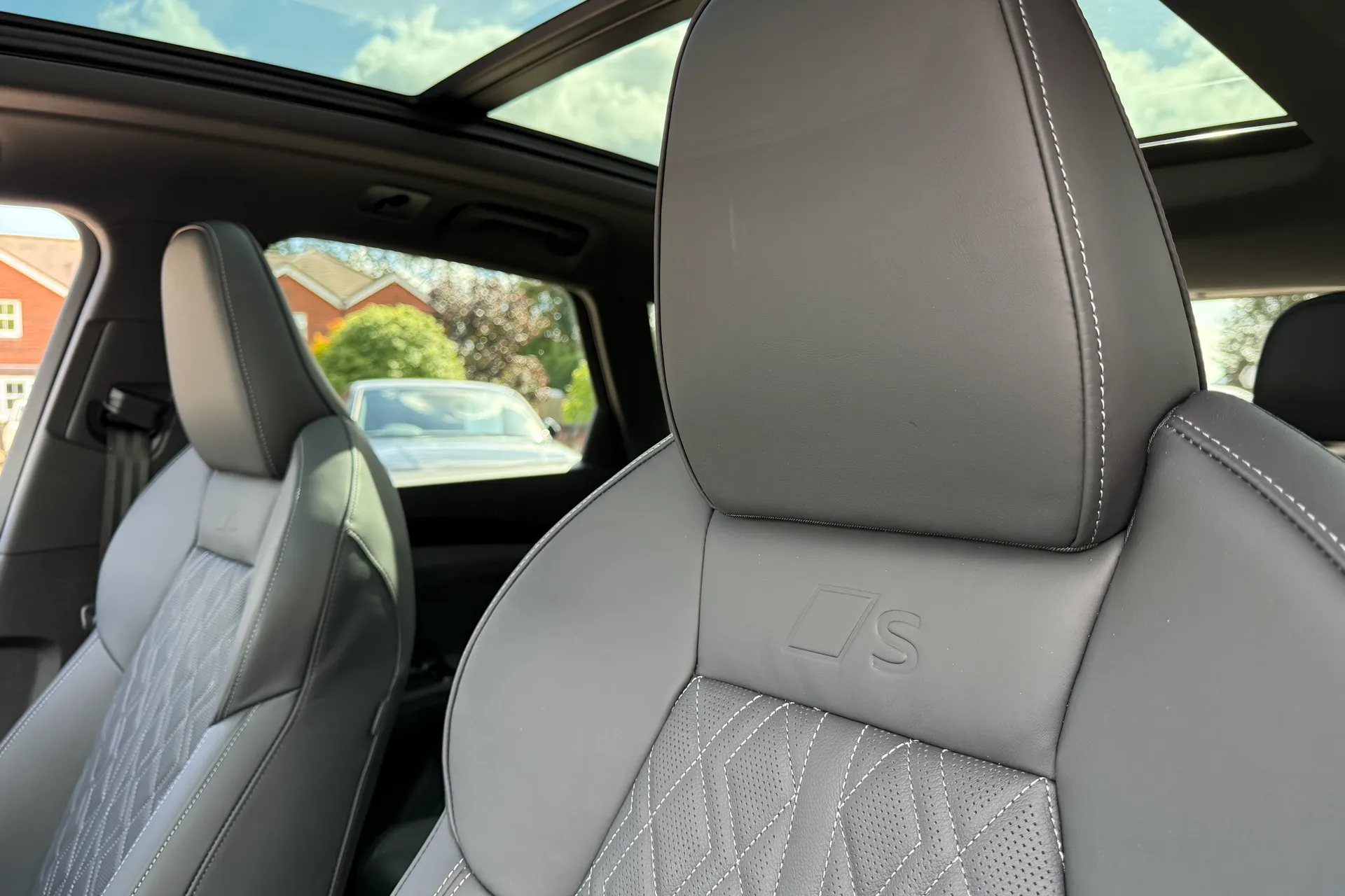 Audi Q5 thumbnail image number 32